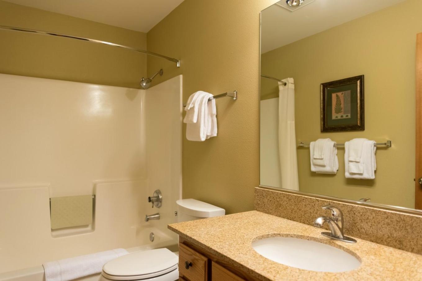 Whispering Woods Resort