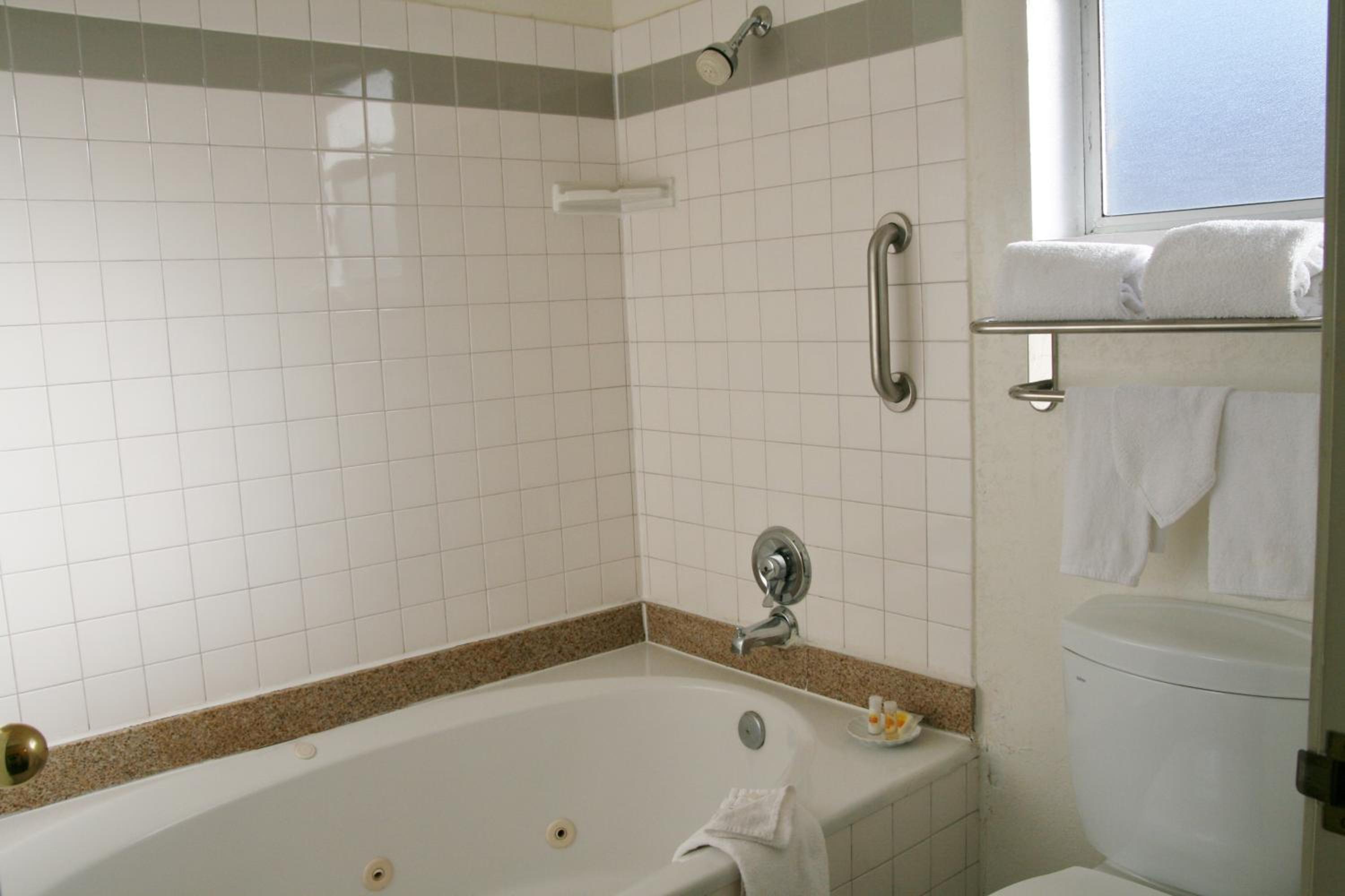 Days Inn by Wyndham Rocklin/Sacramento - Property Image 39