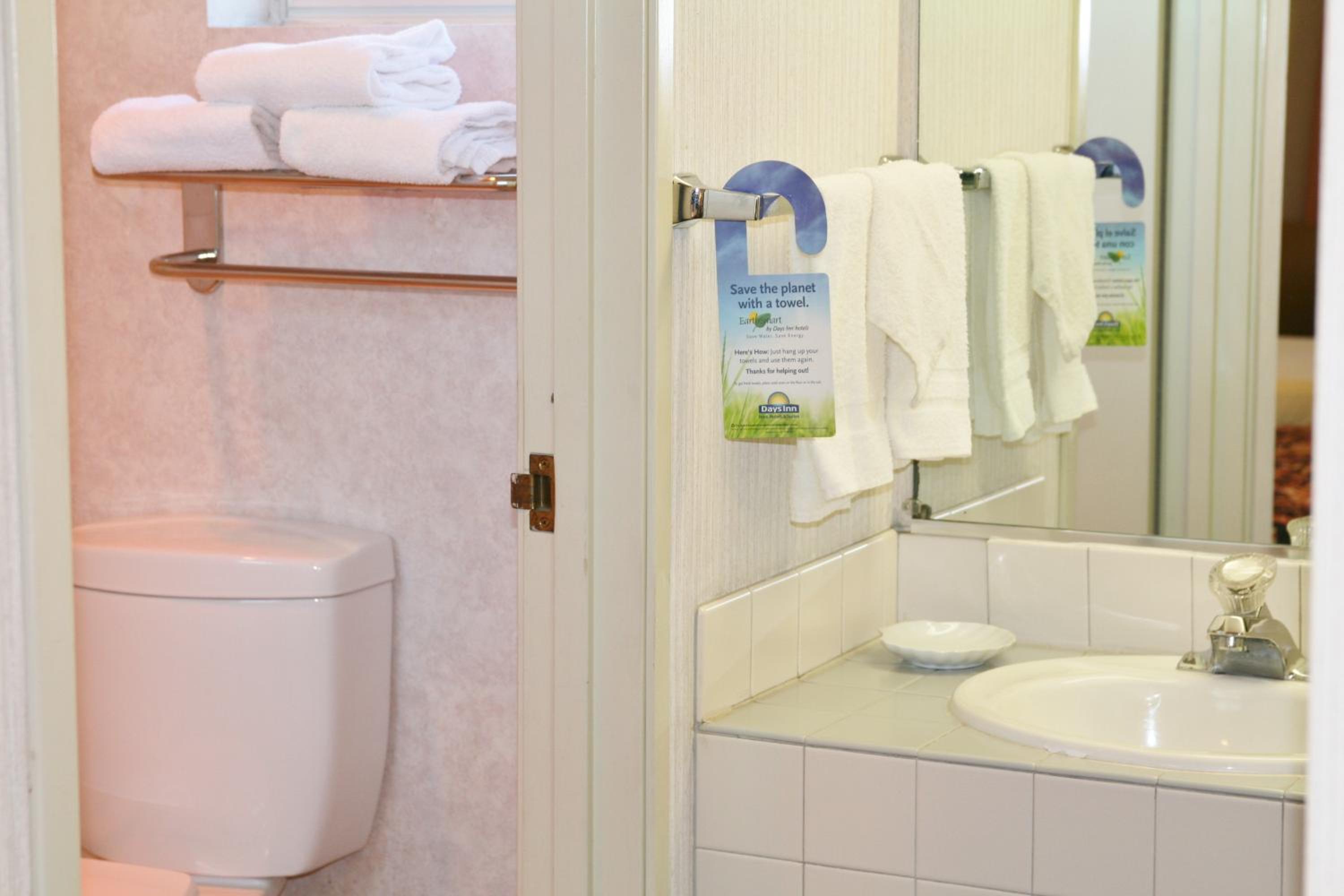 Days Inn by Wyndham Rocklin/Sacramento - Property Image 68