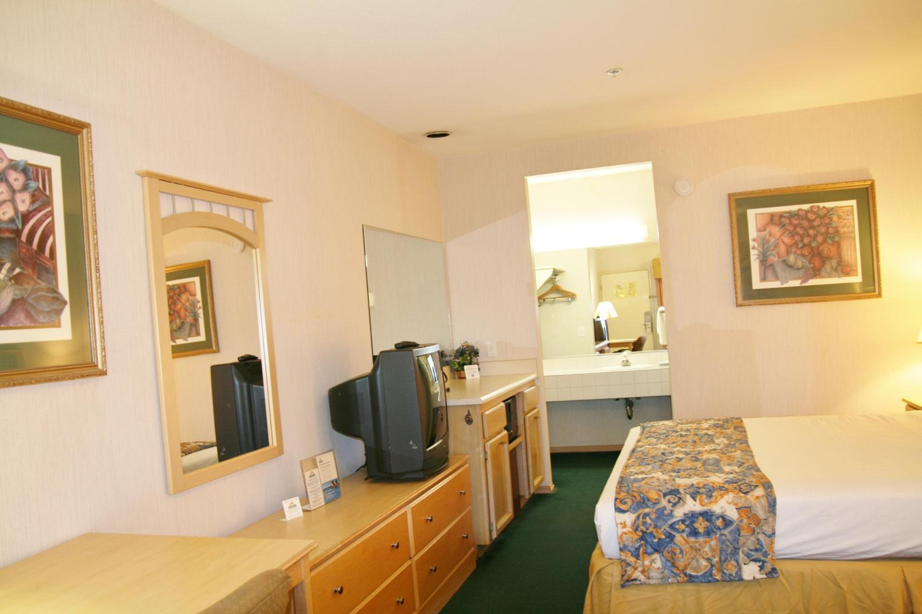 Days Inn by Wyndham Rocklin/Sacramento - Property Image 34