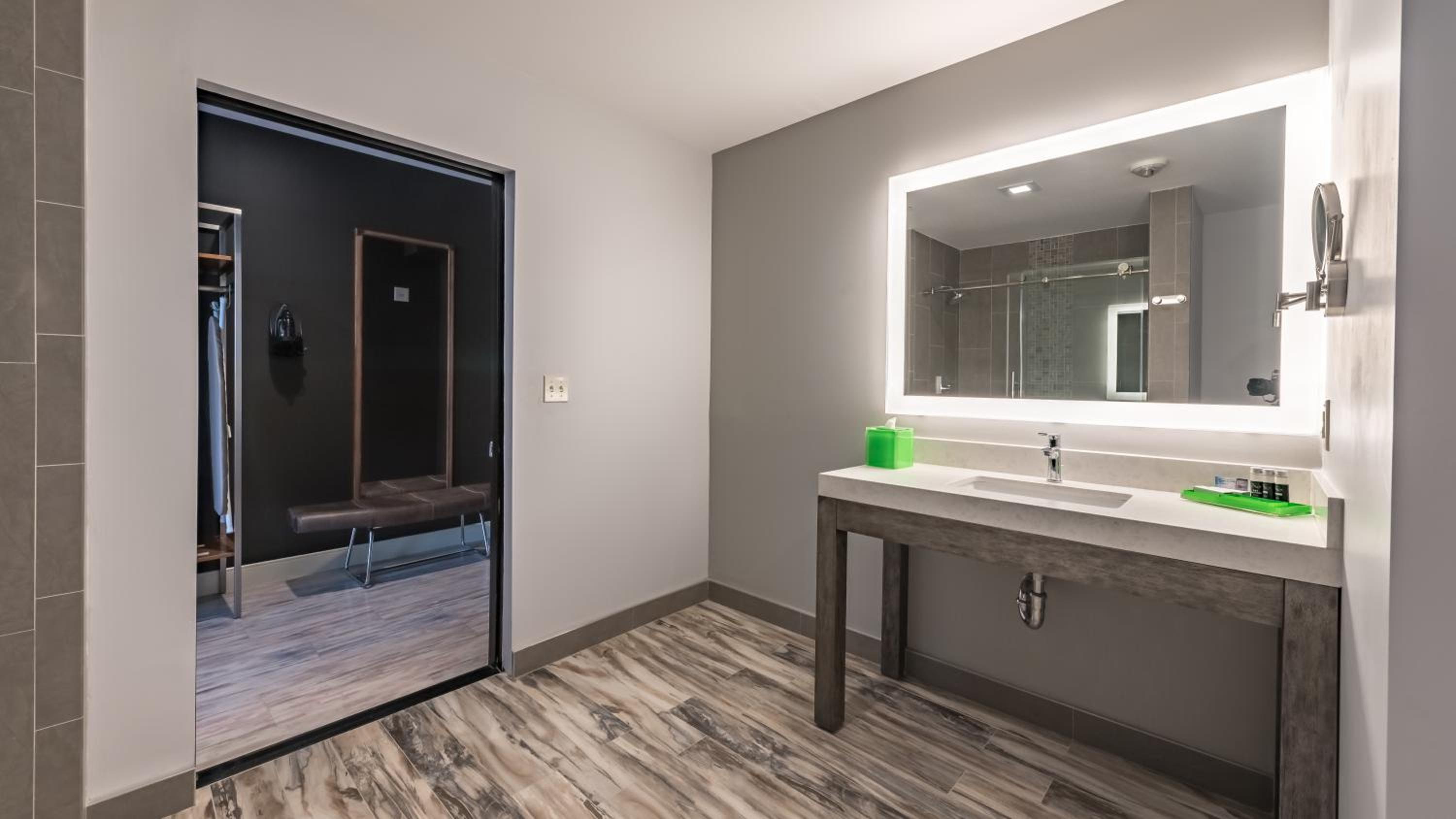 North Hollywood Vacations - Lexen Hotel - North Hollywood Near Universal Studios - Property Image 5