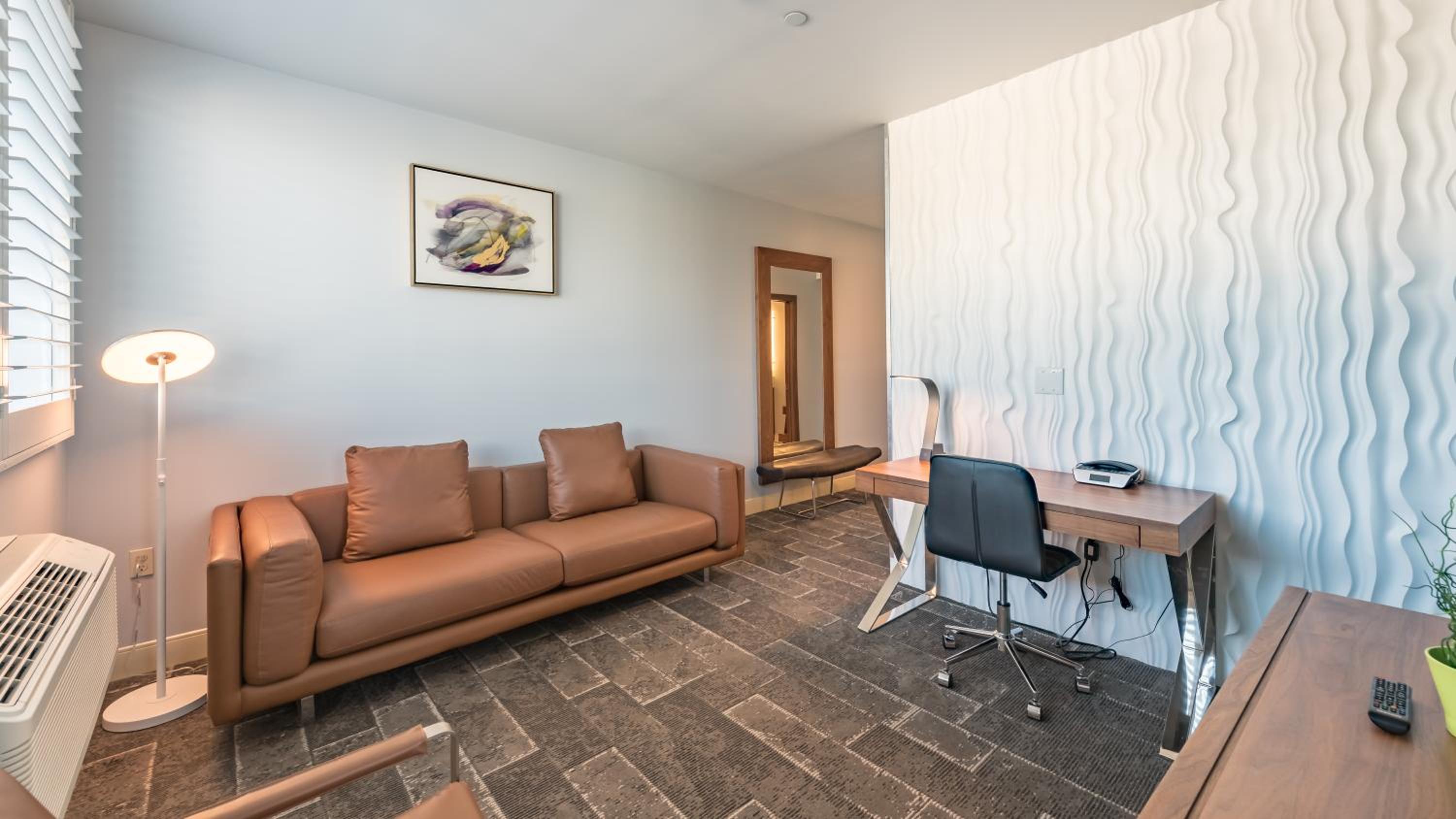 North Hollywood Vacations - Lexen Hotel - North Hollywood Near Universal Studios - Property Image 8