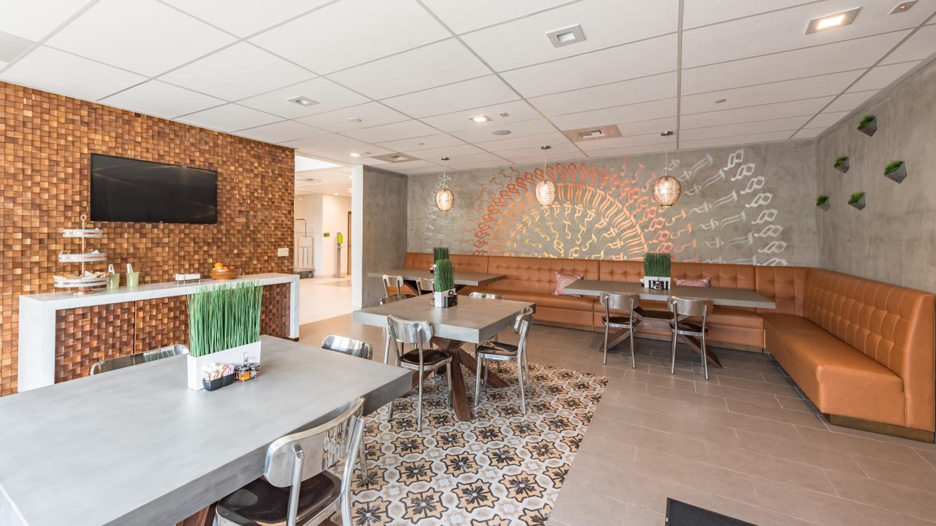 North Hollywood Vacations - Lexen Hotel - North Hollywood Near Universal Studios - Property Image 13