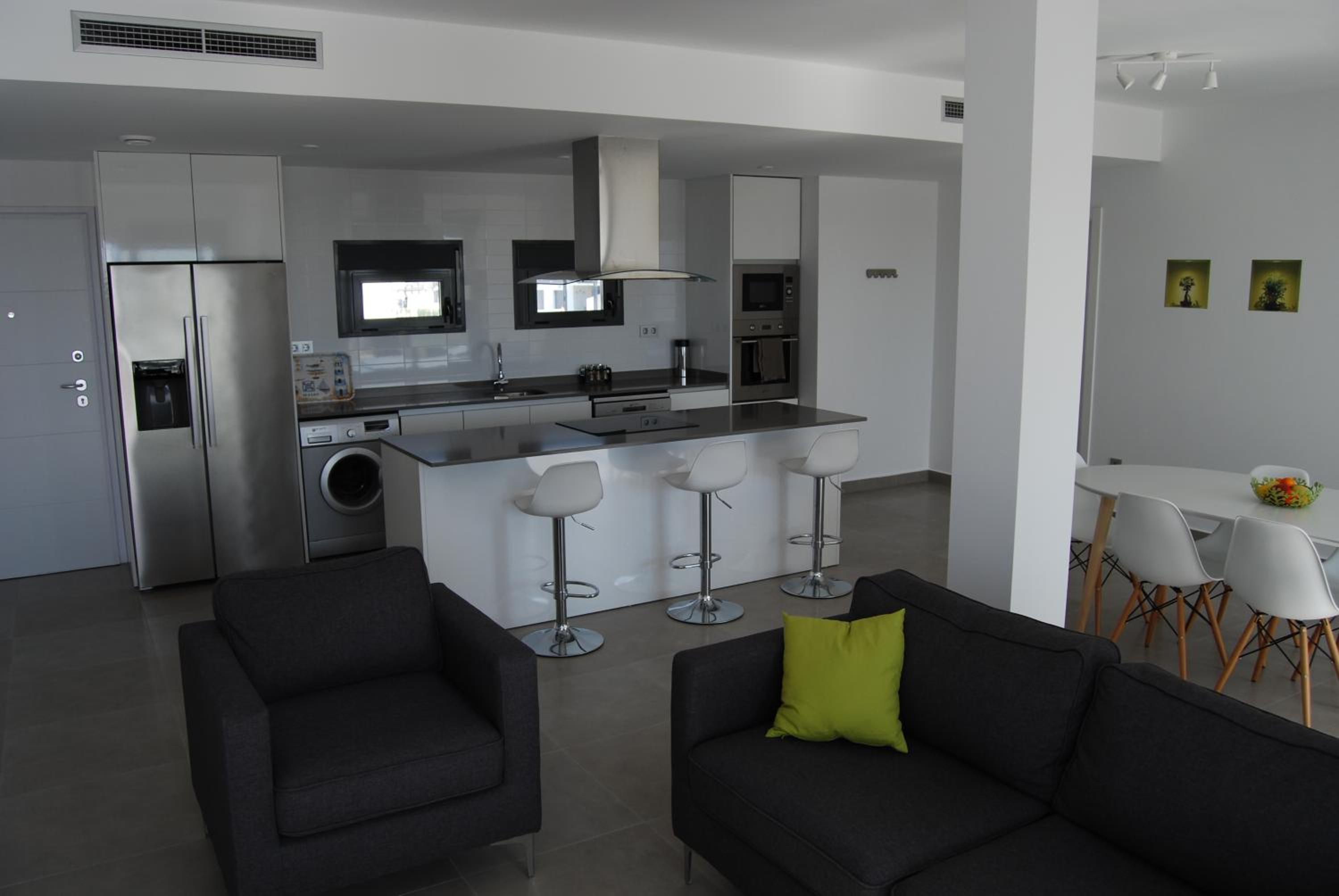 Lamar House photo 5