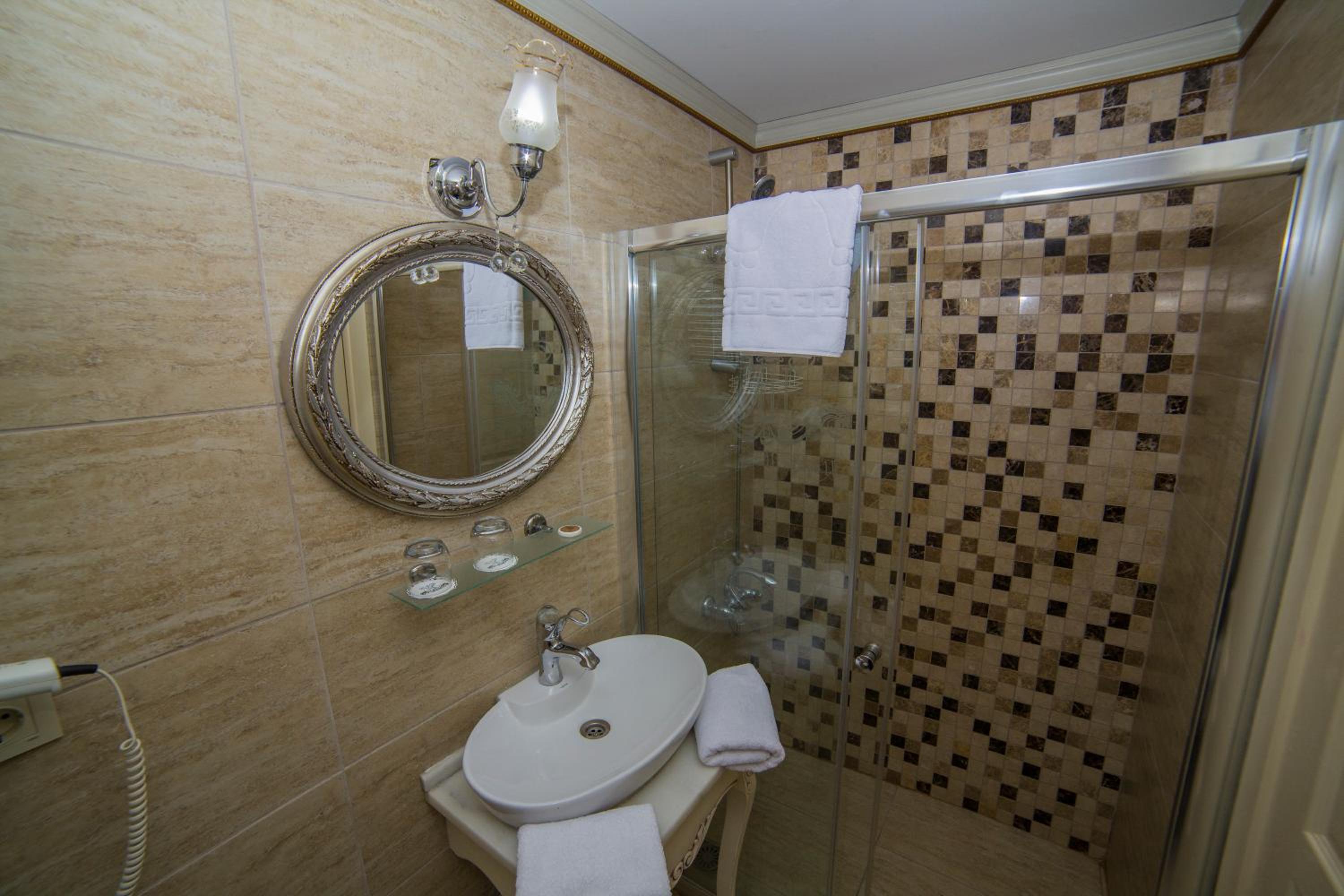 HHK Hotel - Image 57