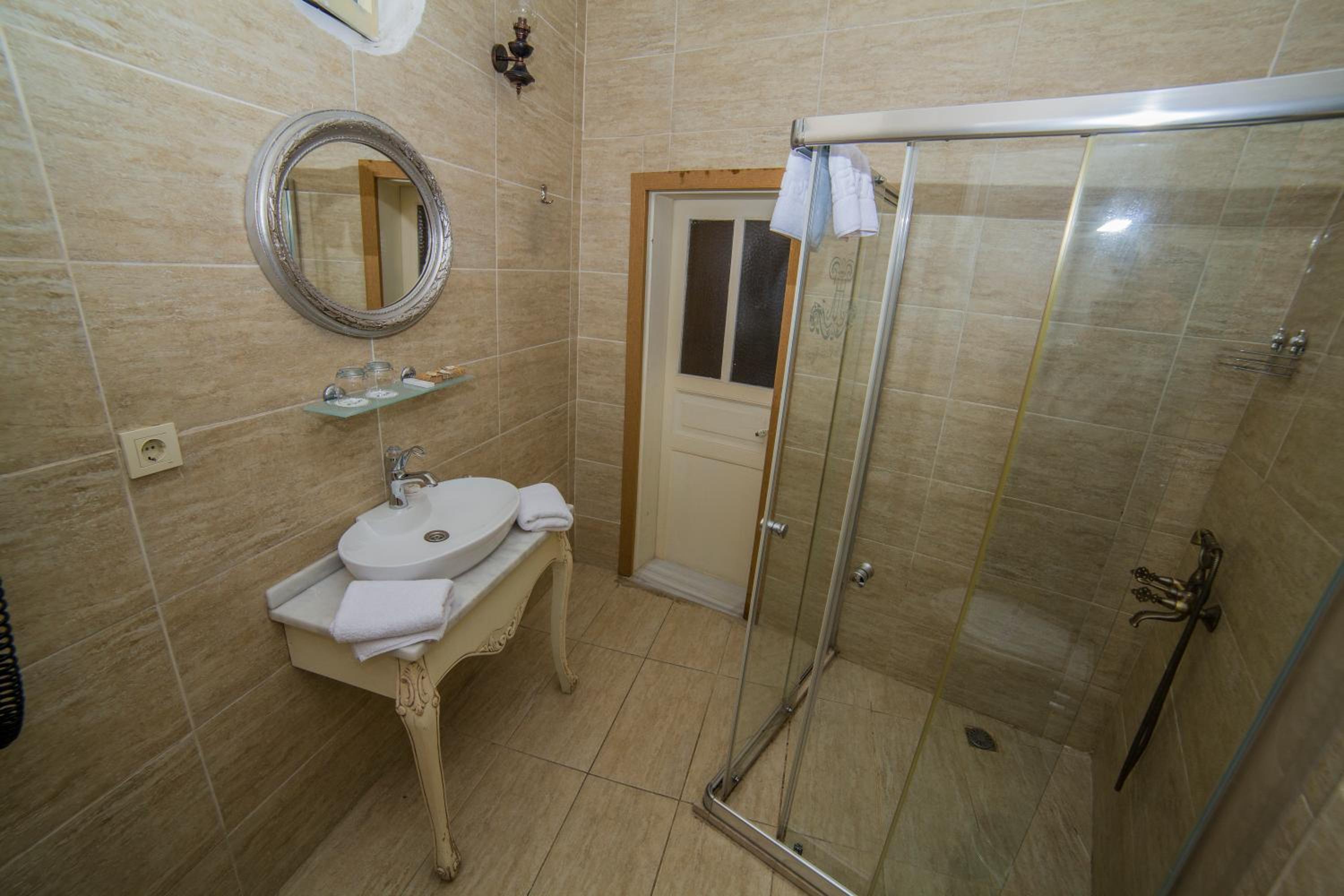 HHK Hotel - Image 78