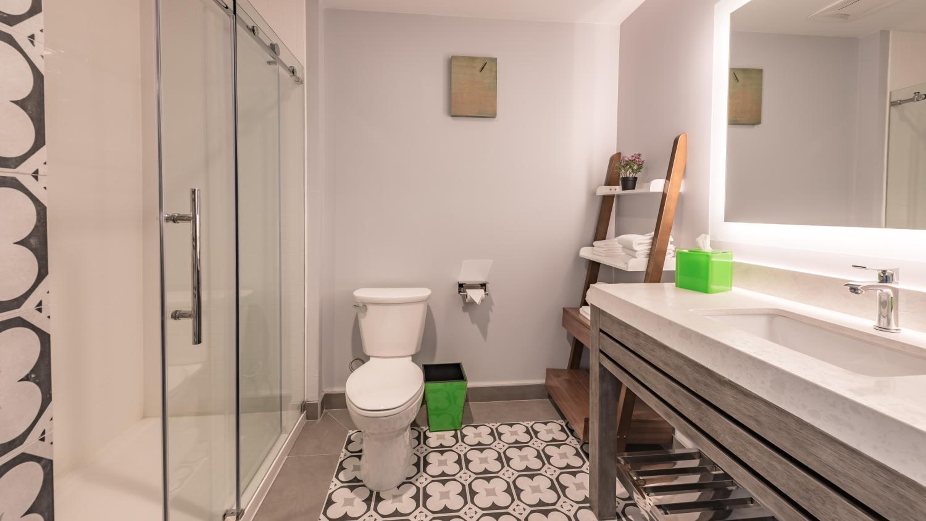 North Hollywood Vacations - Lexen Hotel - North Hollywood Near Universal Studios - Property Image 4