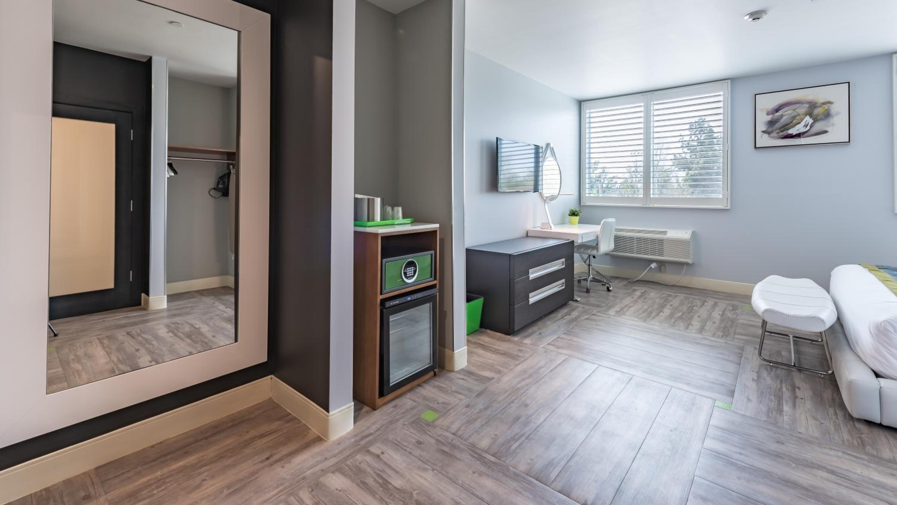 North Hollywood Vacations - Lexen Hotel - North Hollywood Near Universal Studios - Property Image 3