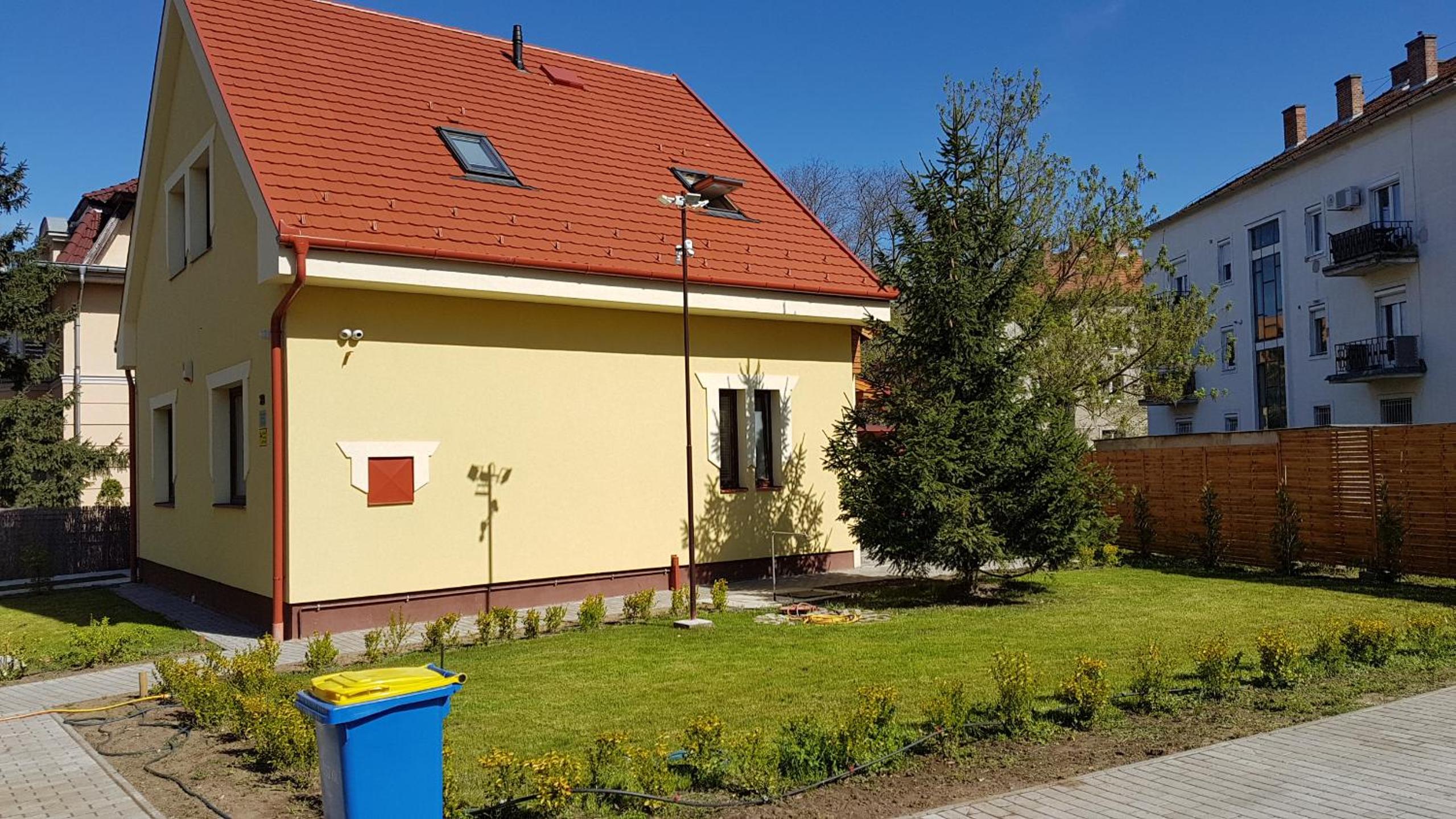 Poroszlay Apartman view 2