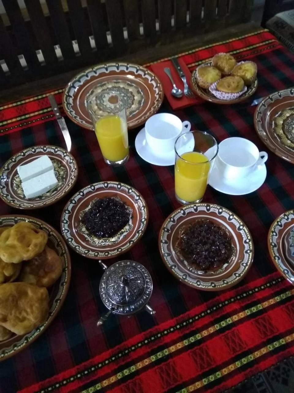 ЧОЛАКОВАТА КЪЩА