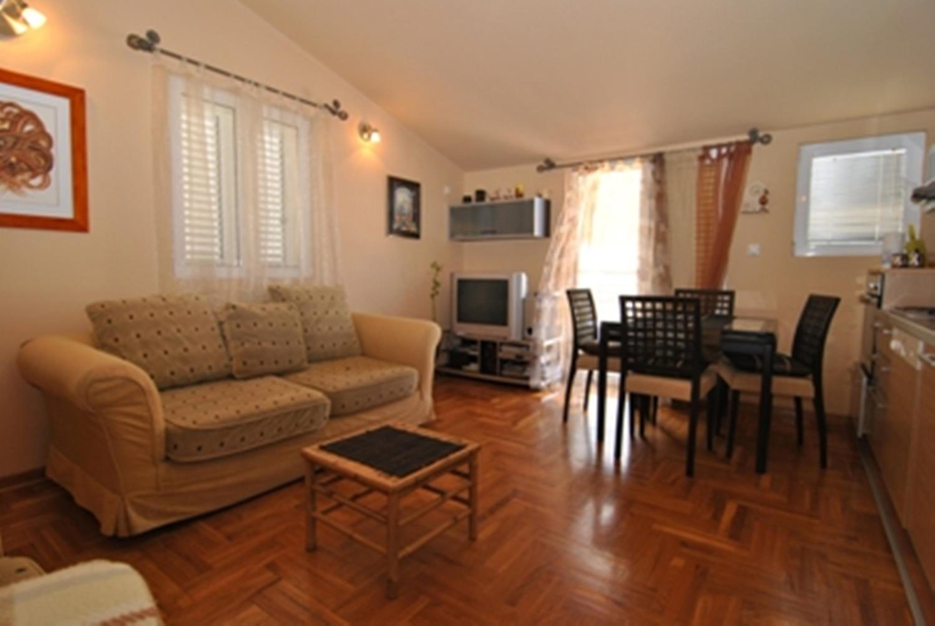 Rossa Apartments view 4