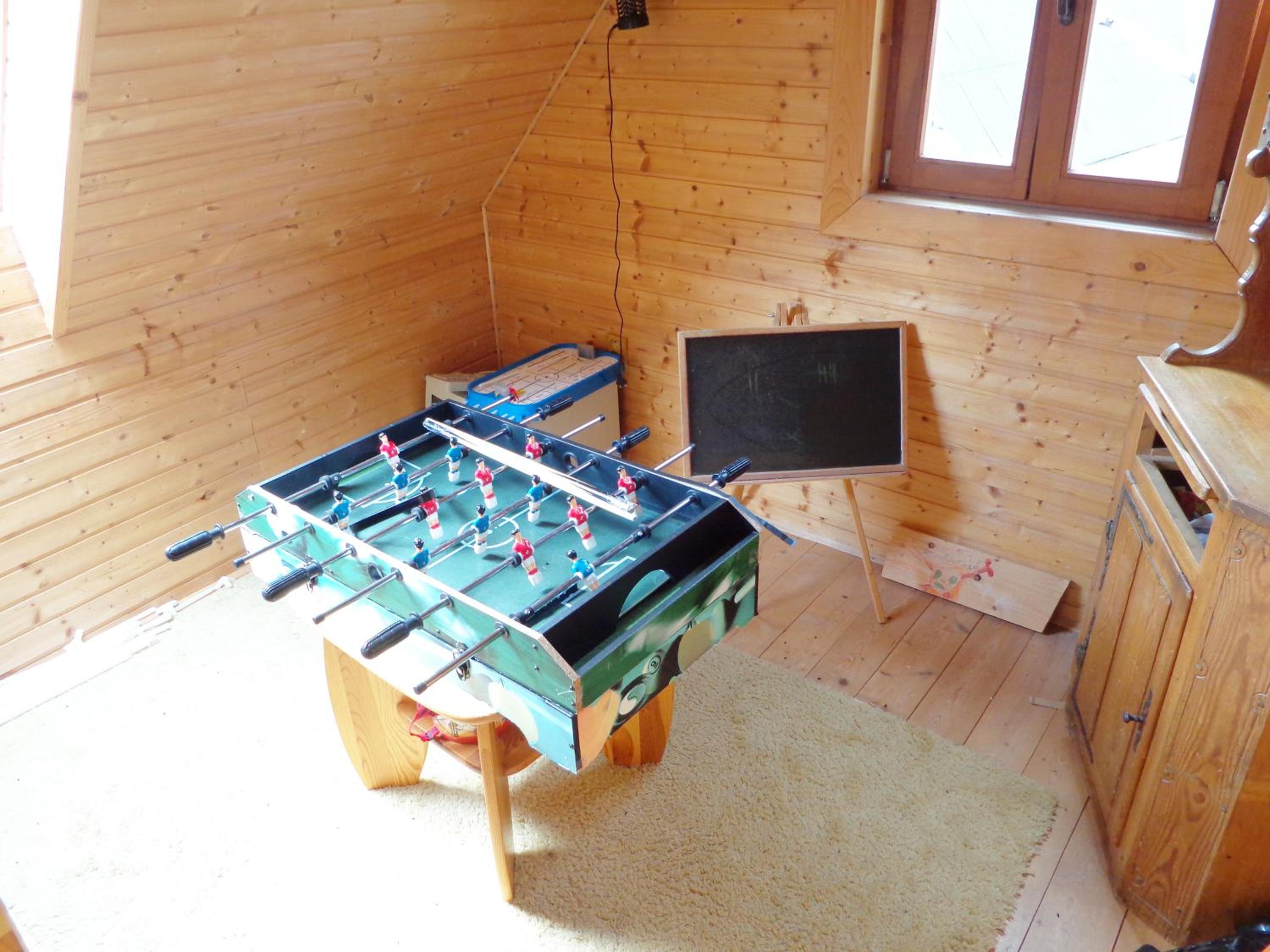 Photo 33