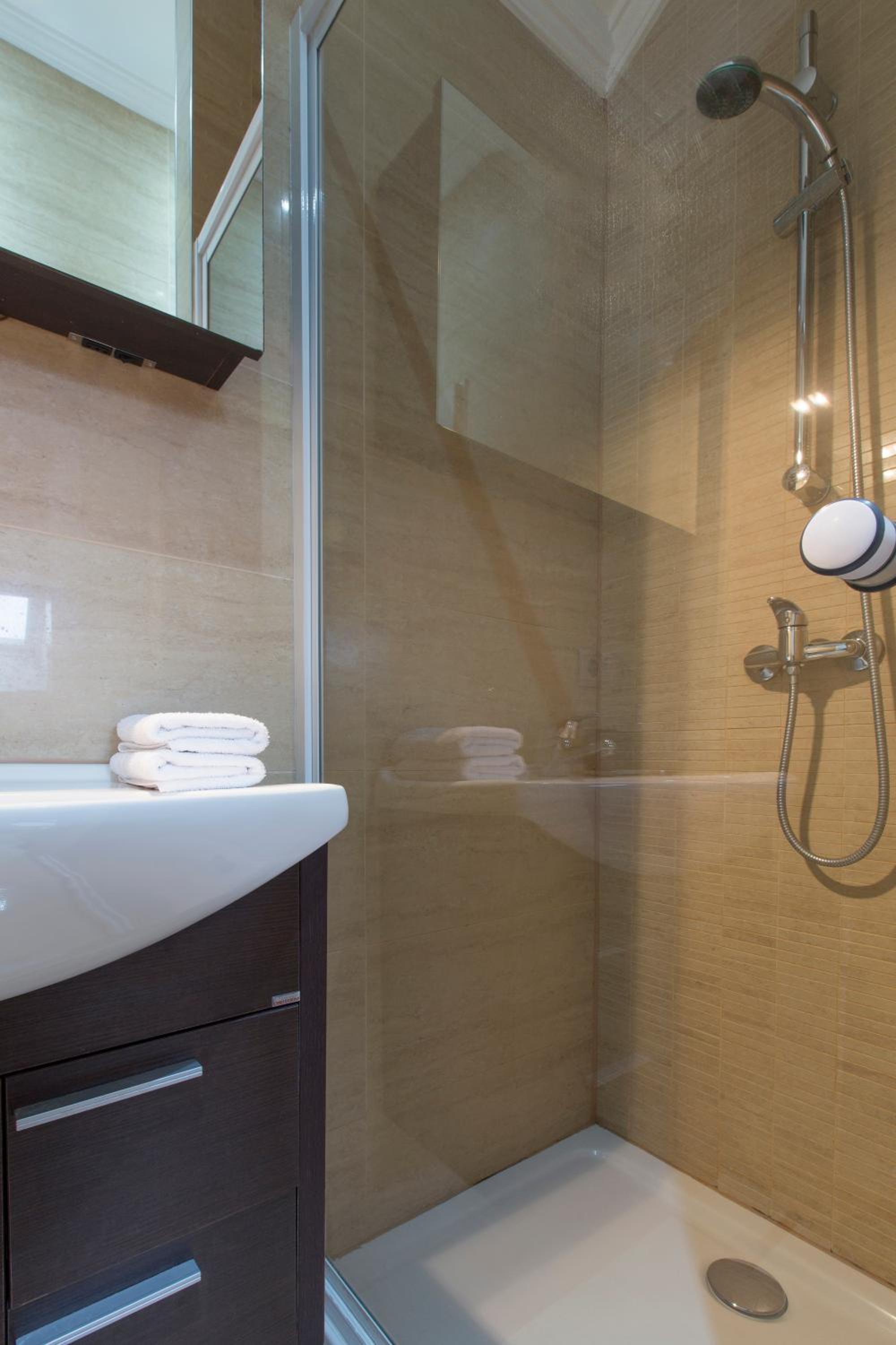 The Queen Luxury Apartments - Villa Carlotta