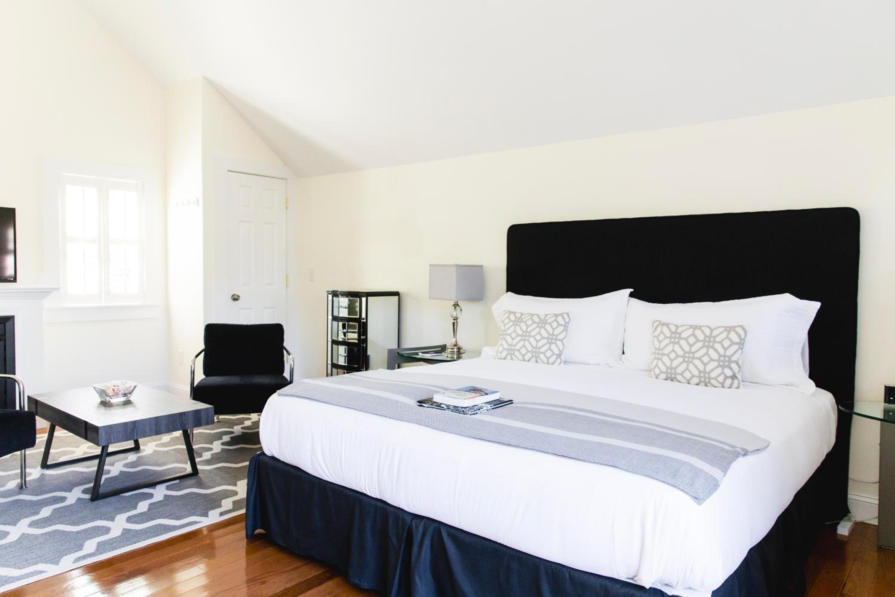 The Platinum Pebble Boutique Inn - Adults Only Property