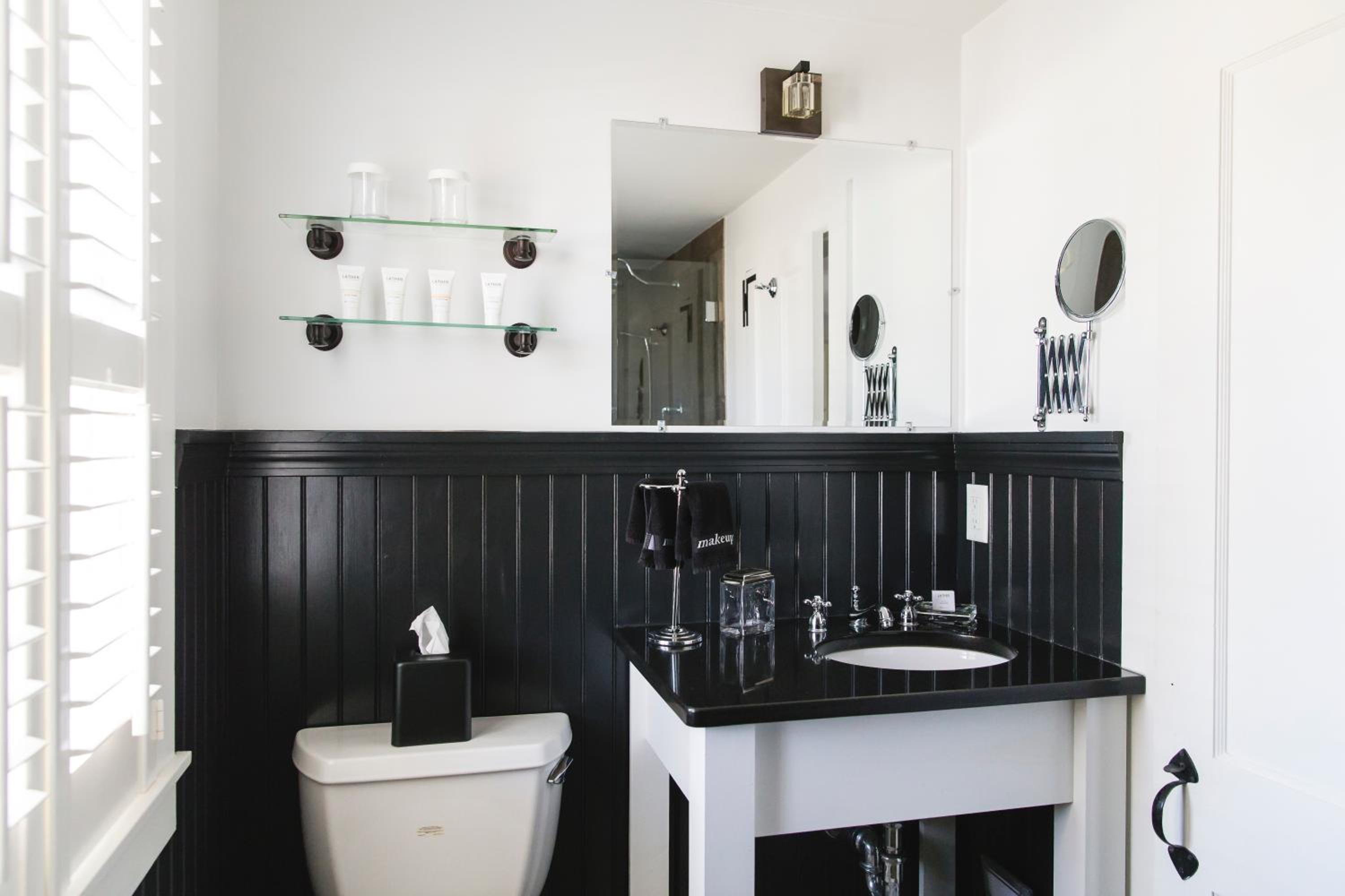 The Platinum Pebble Boutique Inn - Adults Only Property