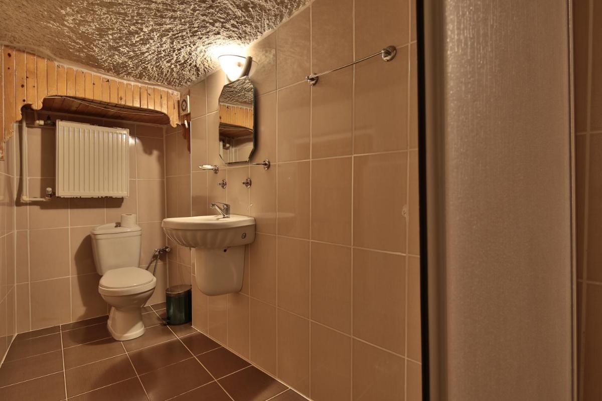 Melek Cave Hotel - Image 22
