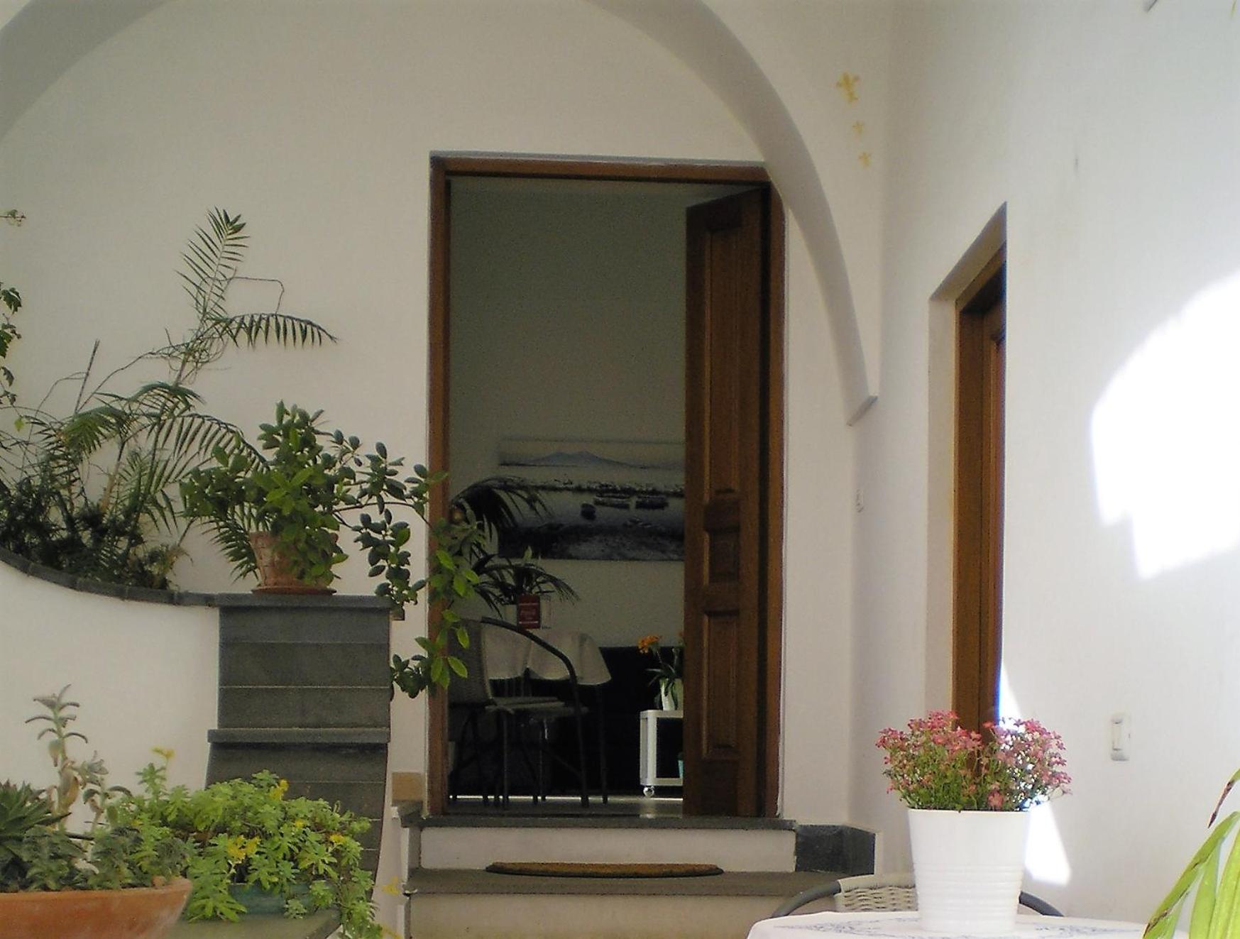 Photo 35