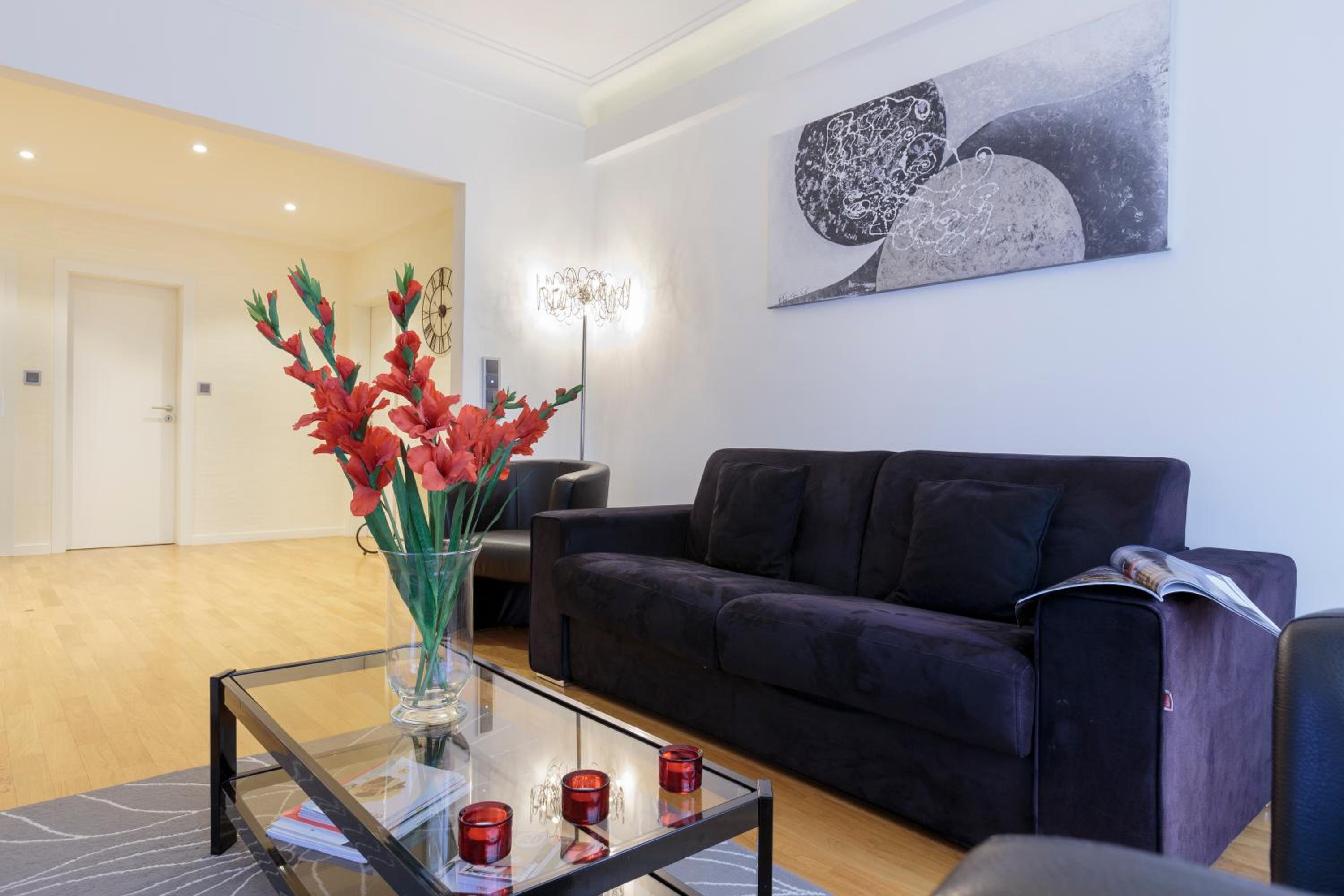 The Queen Luxury Apartments - Villa Carlotta