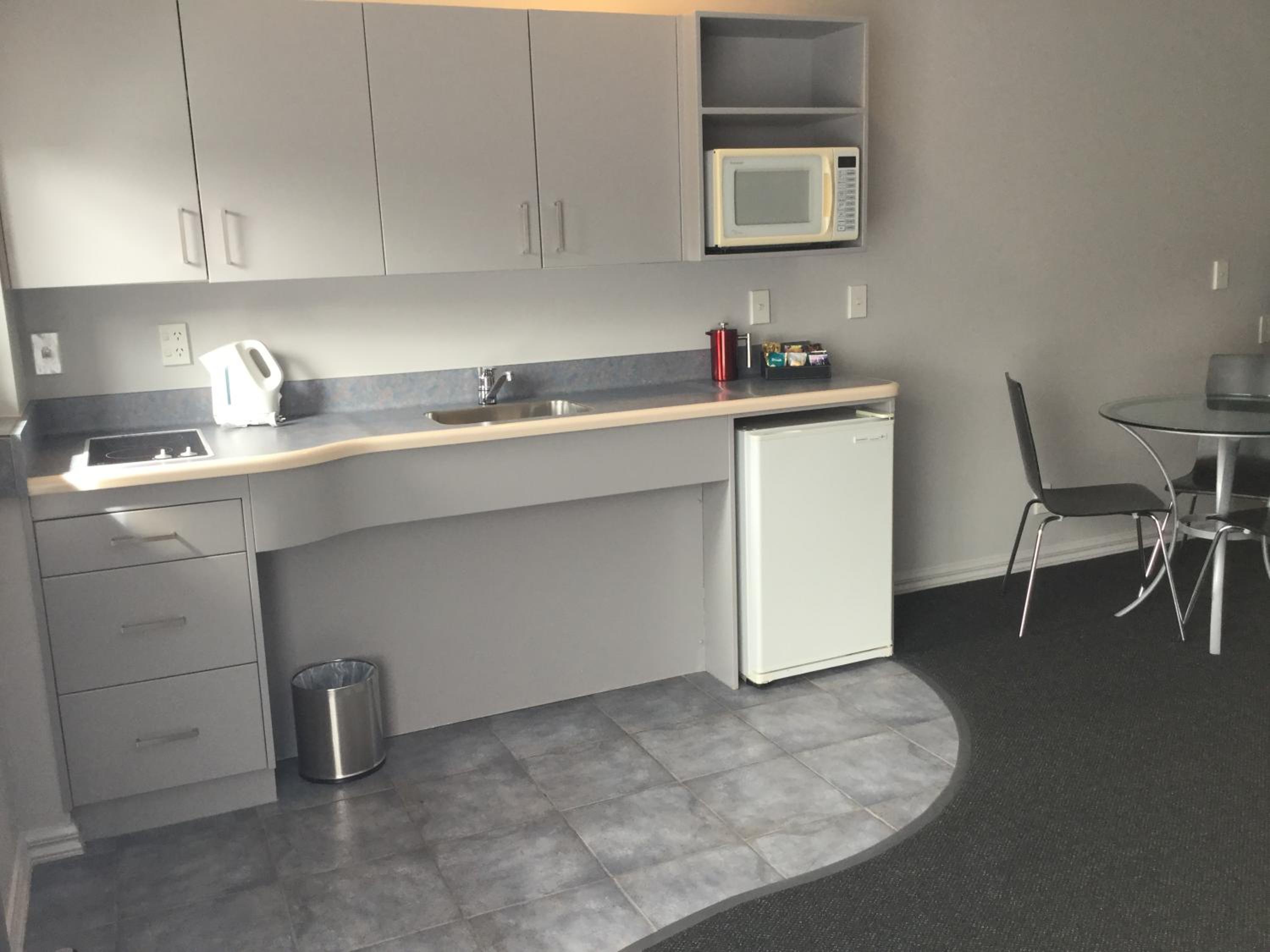Aubyn Court Spa Motel