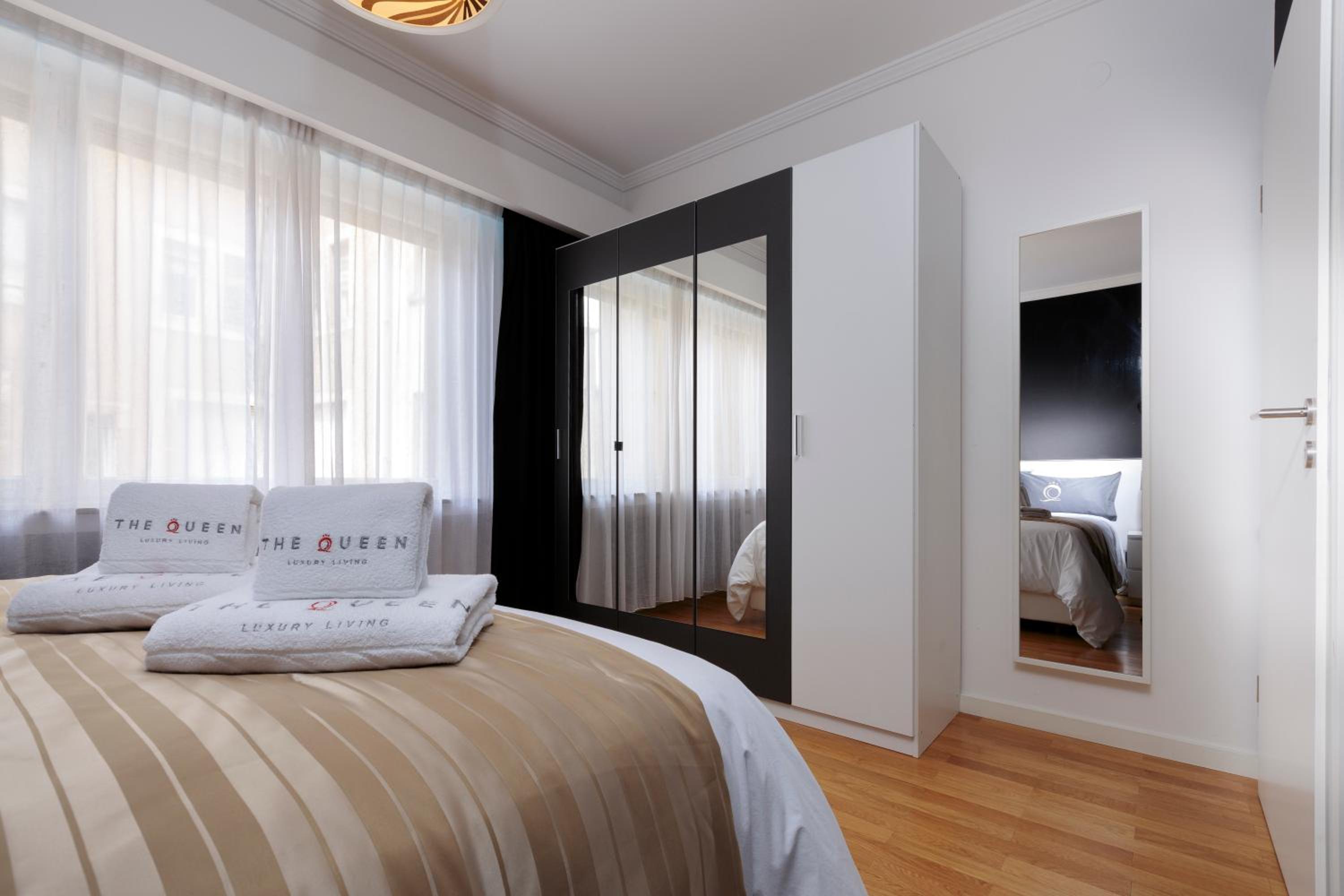 The Queen Luxury Apartments - Villa Carlotta