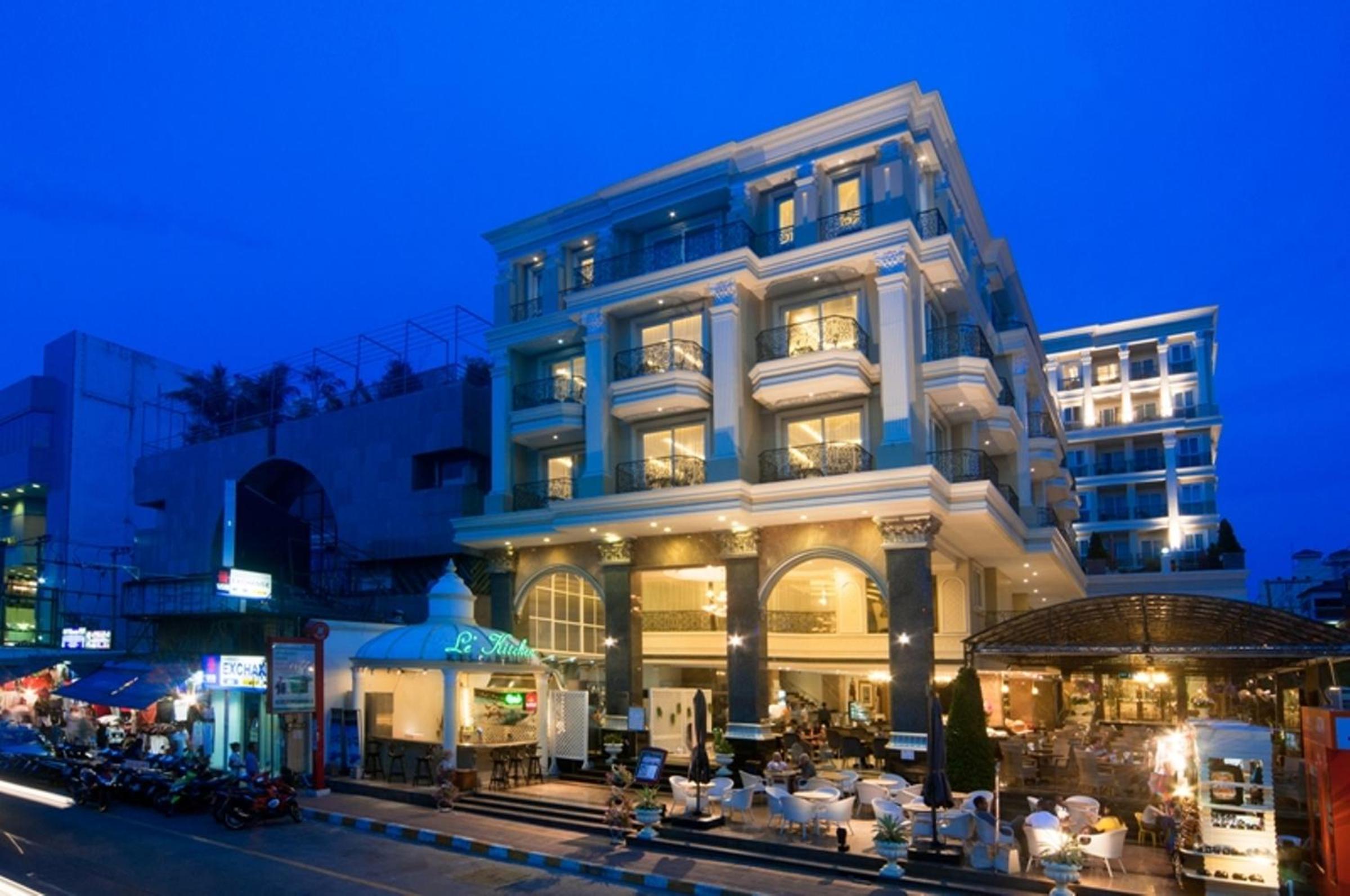 Hotel LK The Empress - Image 1