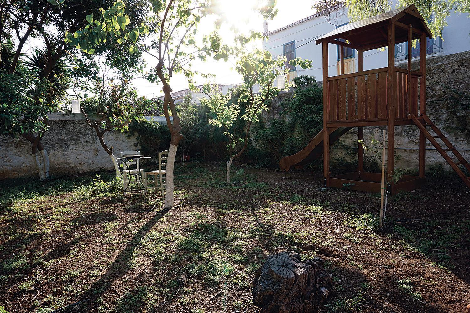 Photo 32