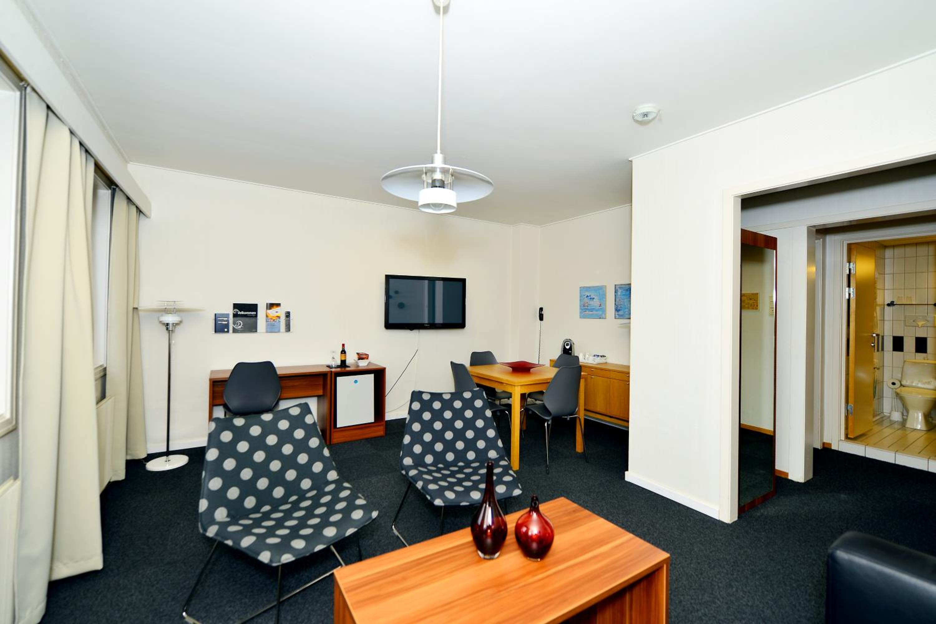 Sandnes Vacations - Hotel Sverre - Property Image 11