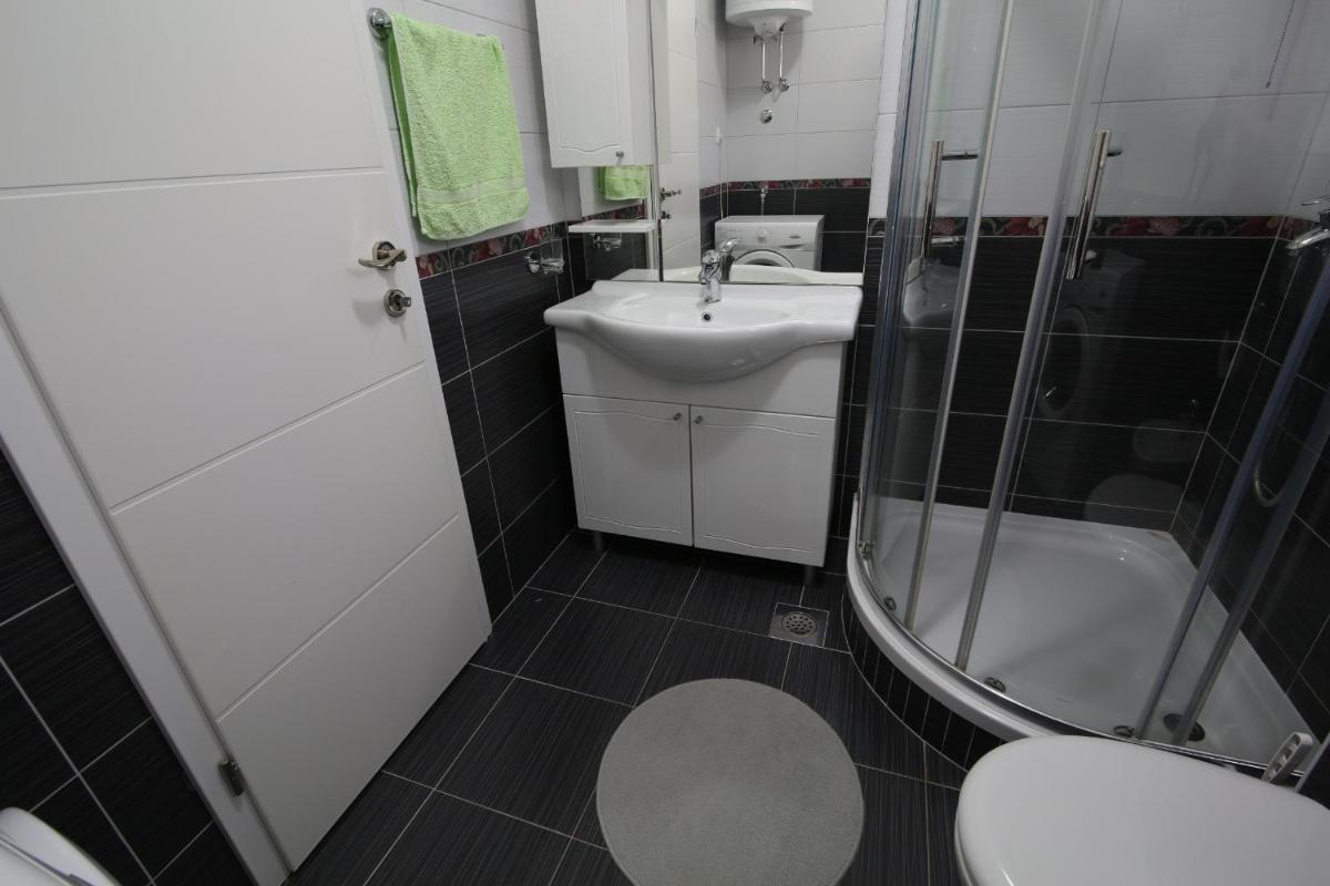 Photo 44