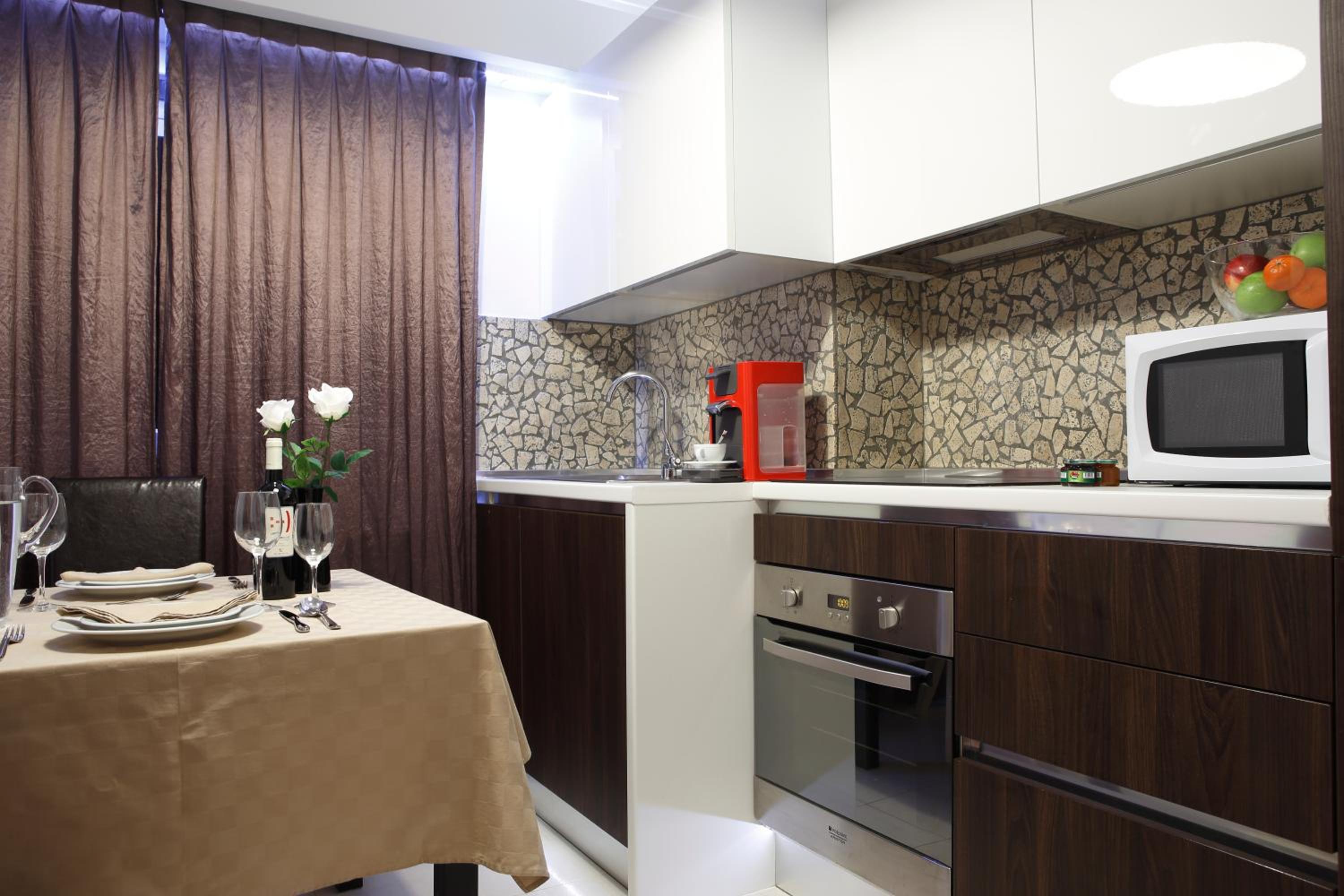 The Queen Luxury Apartments - Villa Carlotta