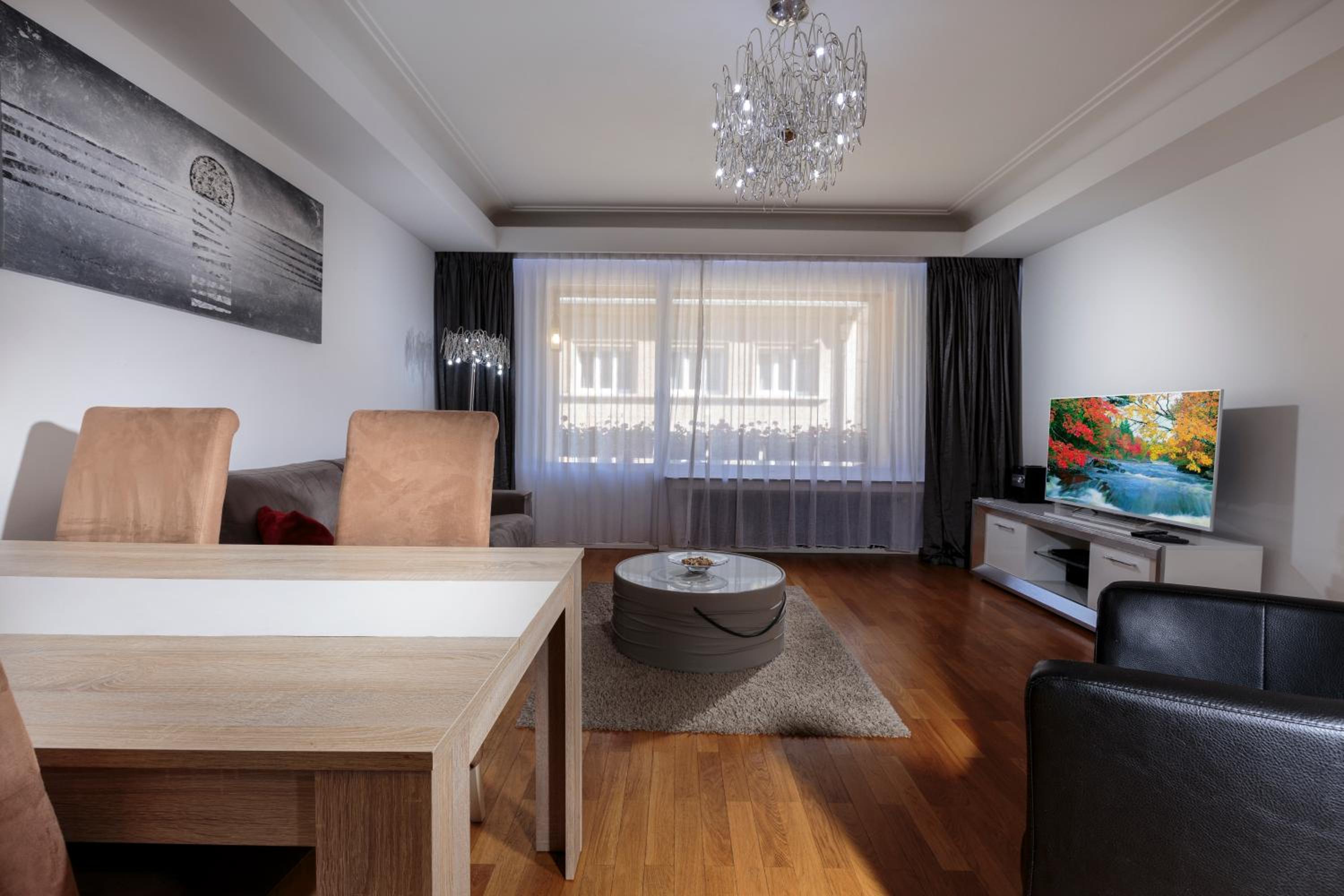 The Queen Luxury Apartments - Villa Carlotta