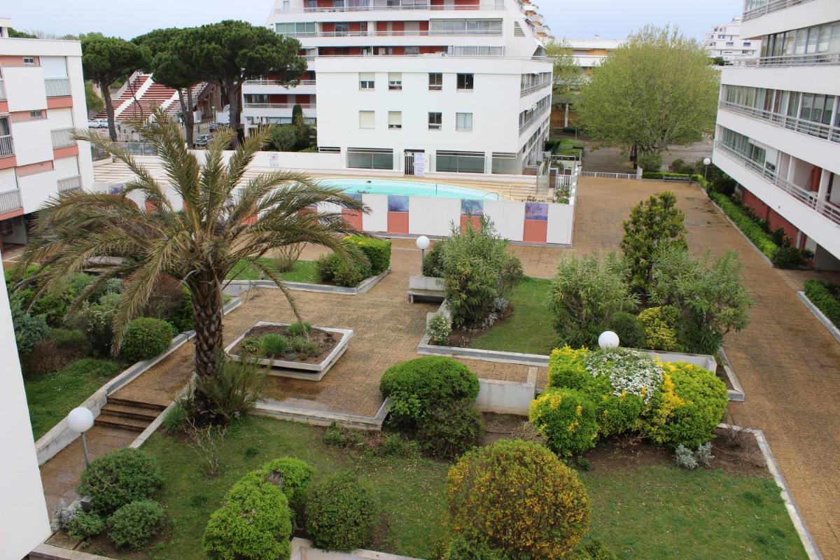 Photo 12