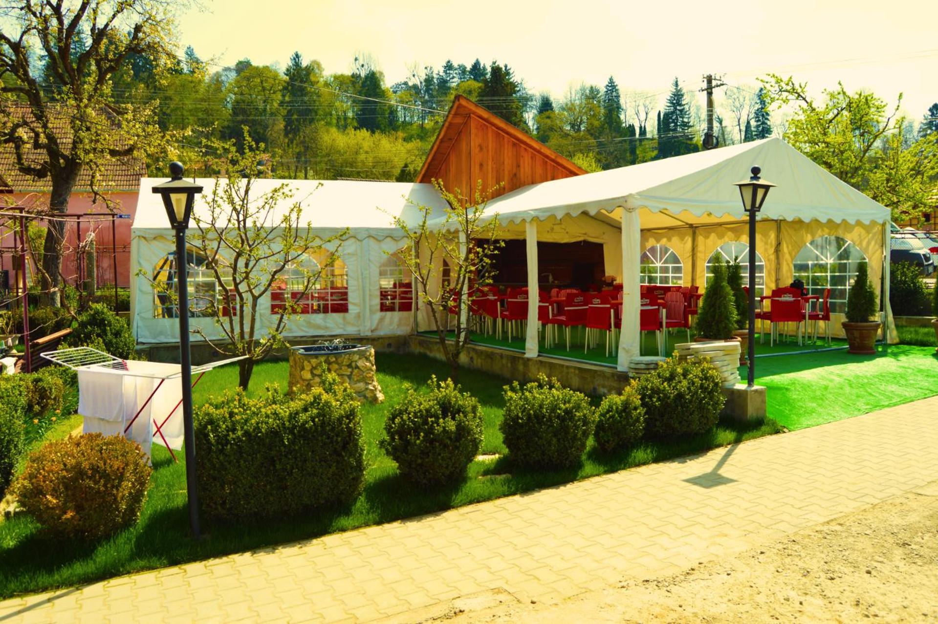 Venesis House