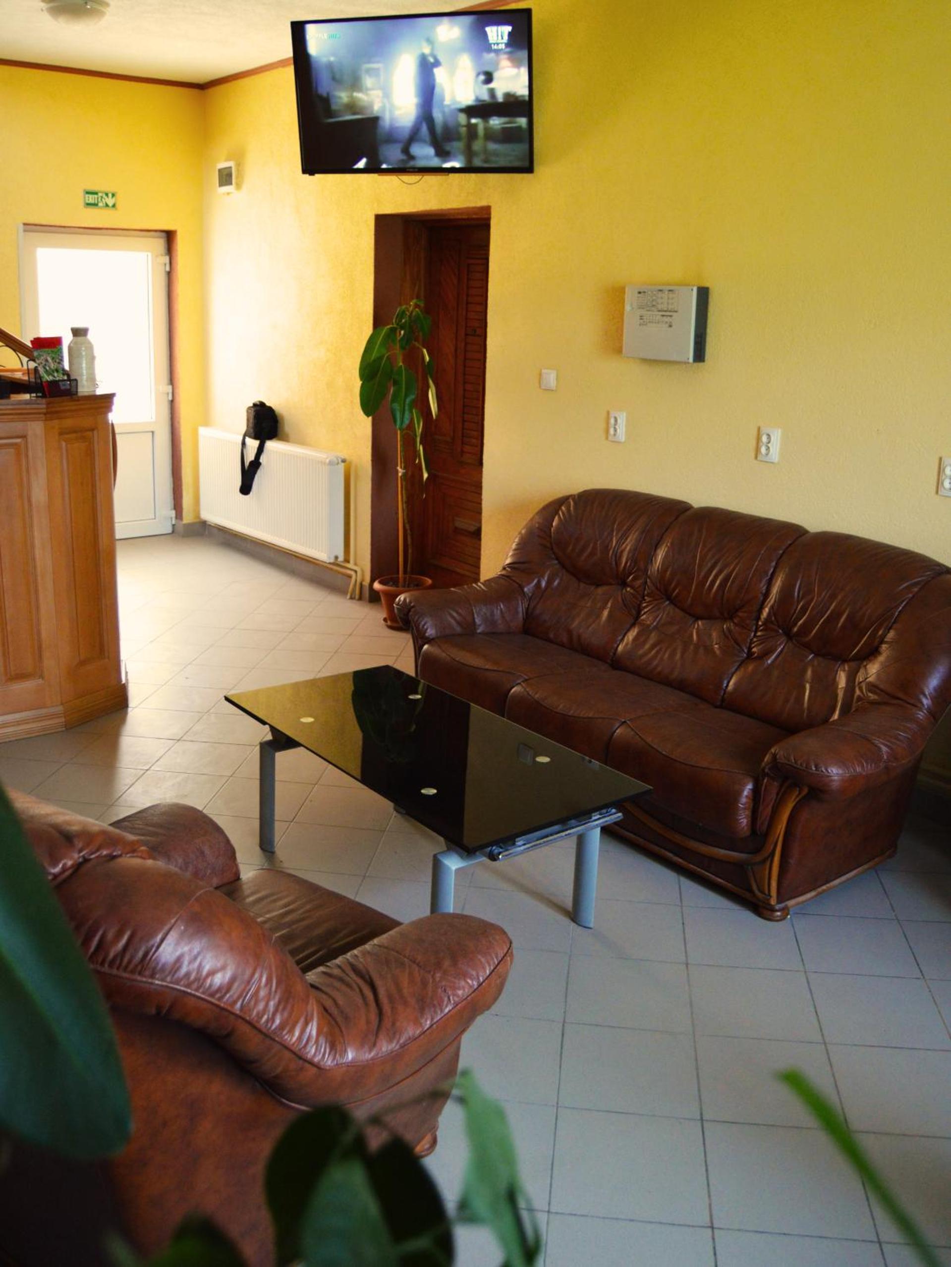 Venesis House