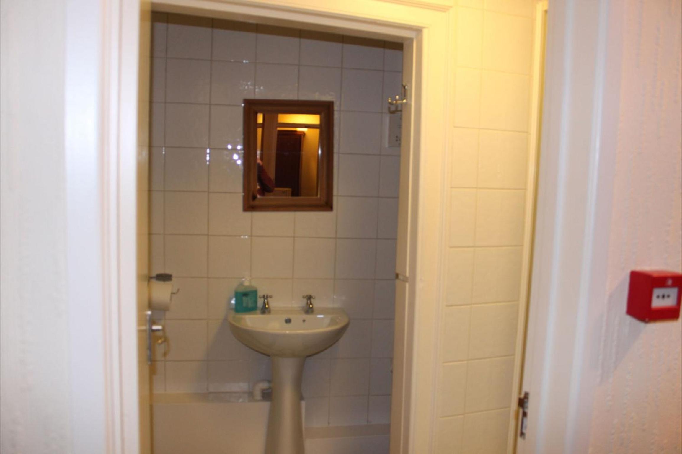 Photo 29