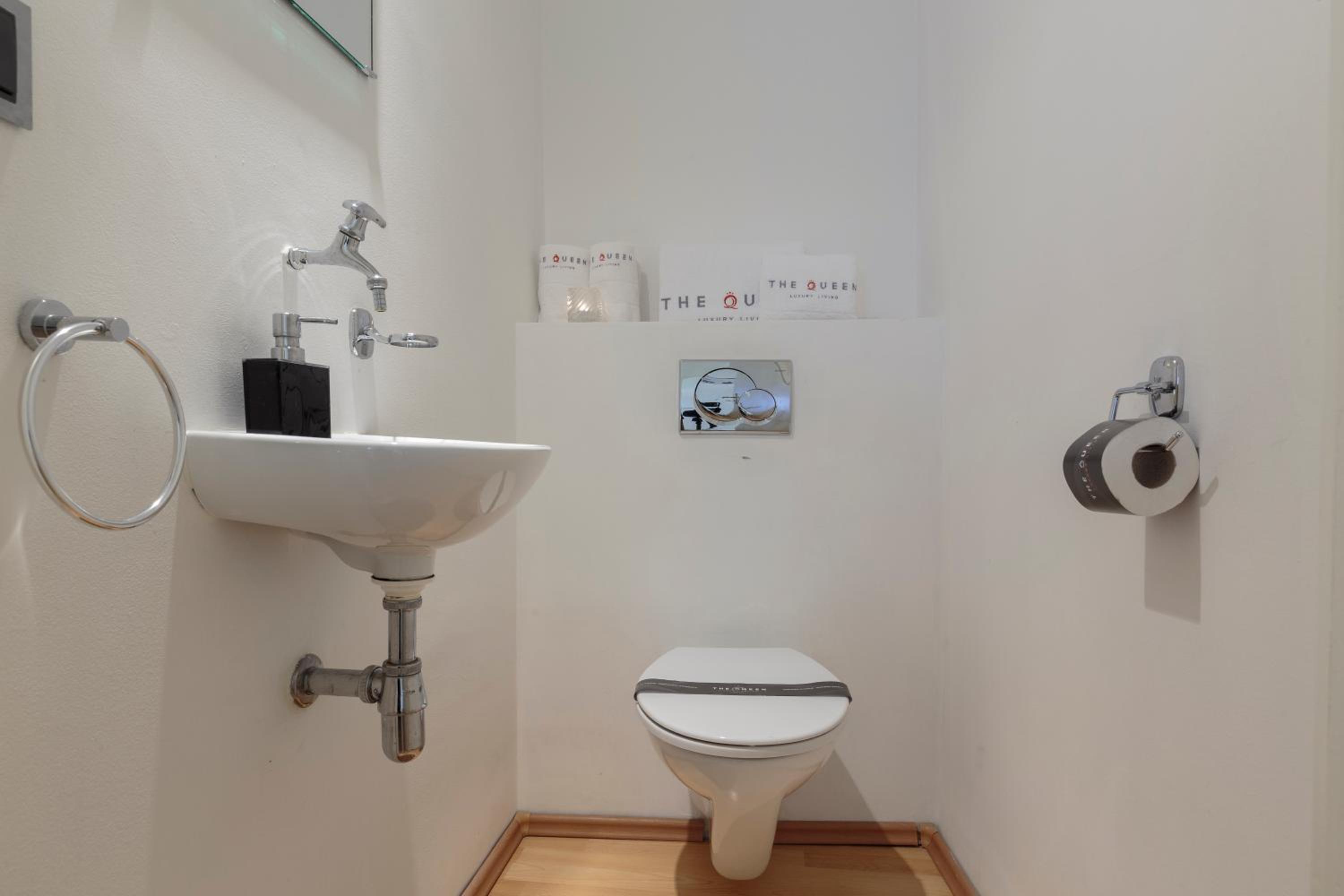 The Queen Luxury Apartments - Villa Carlotta