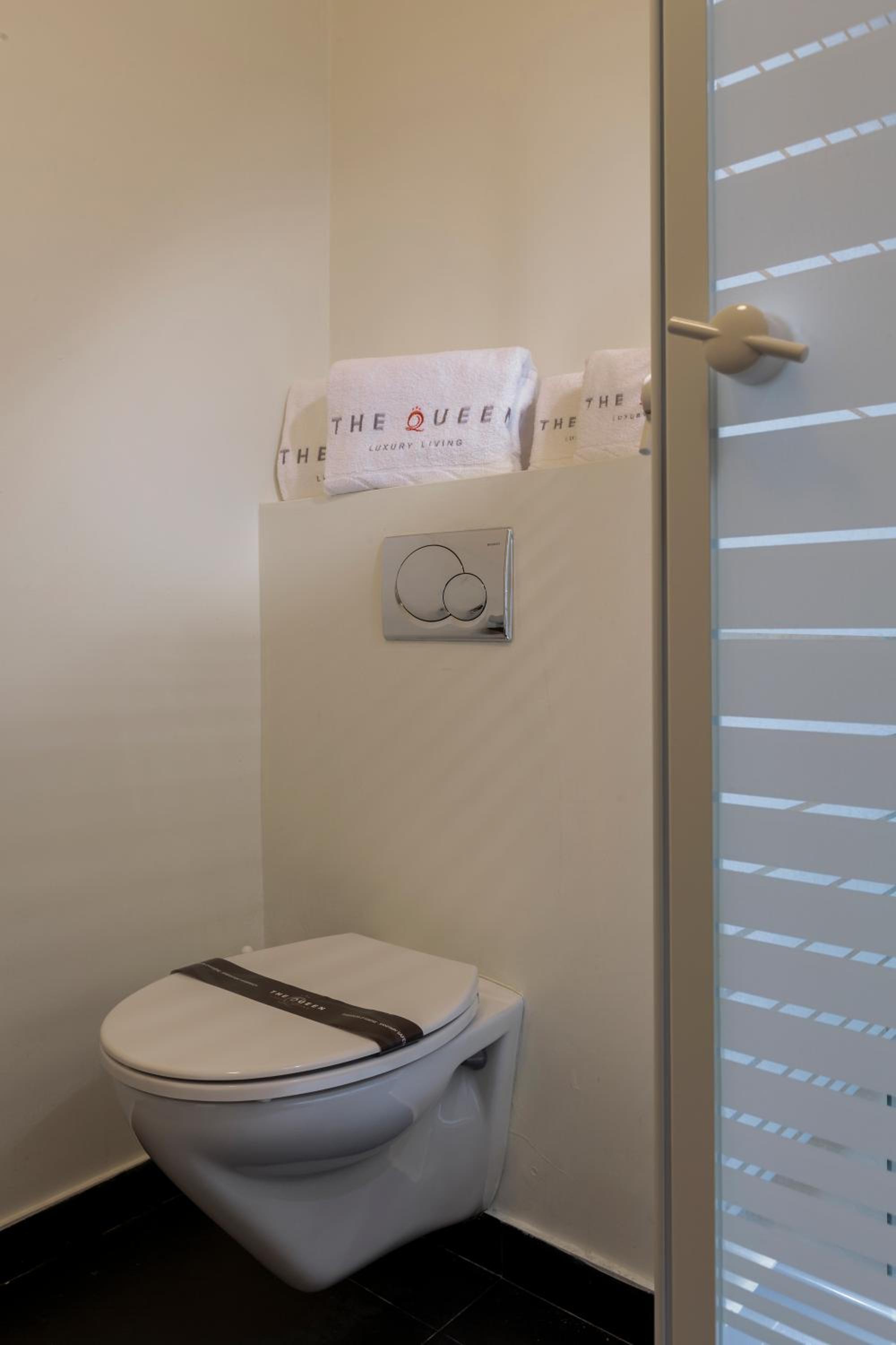 The Queen Luxury Apartments - Villa Carlotta