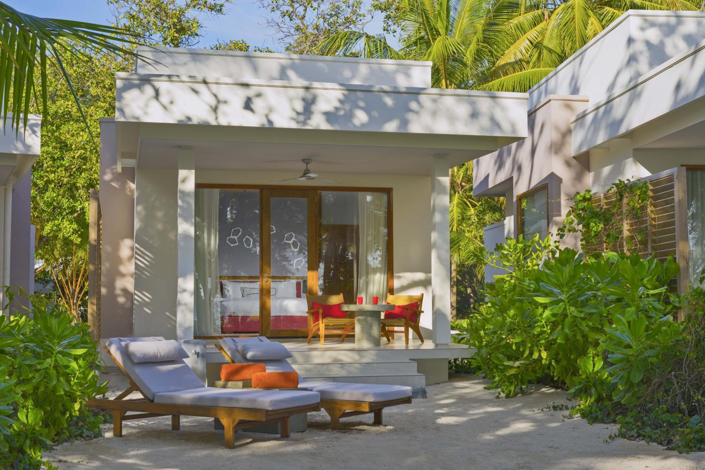 Niva Dhigali Maldives - A Premium All-Inclusive Resort 4