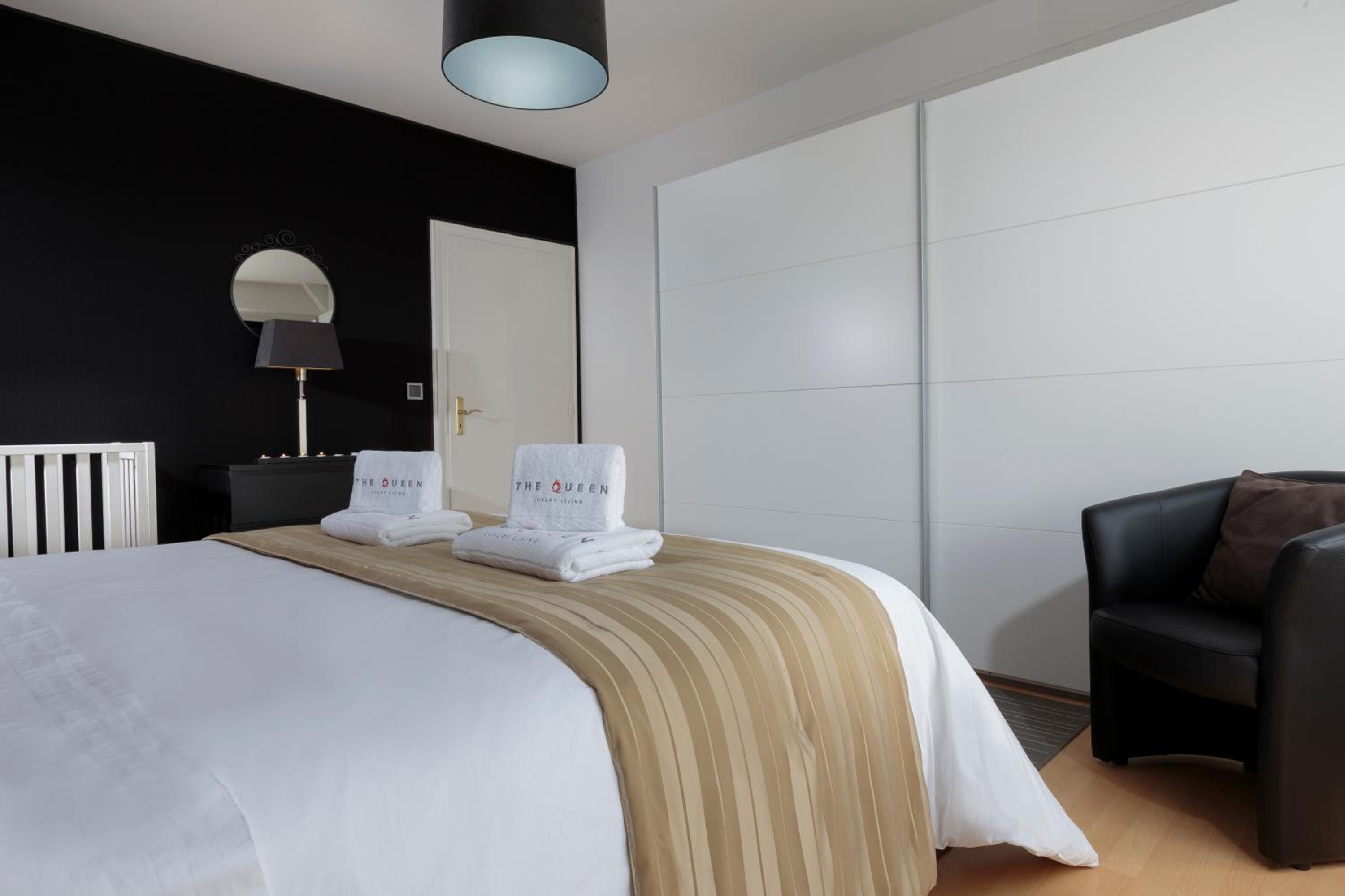 The Queen Luxury Apartments - Villa Carlotta