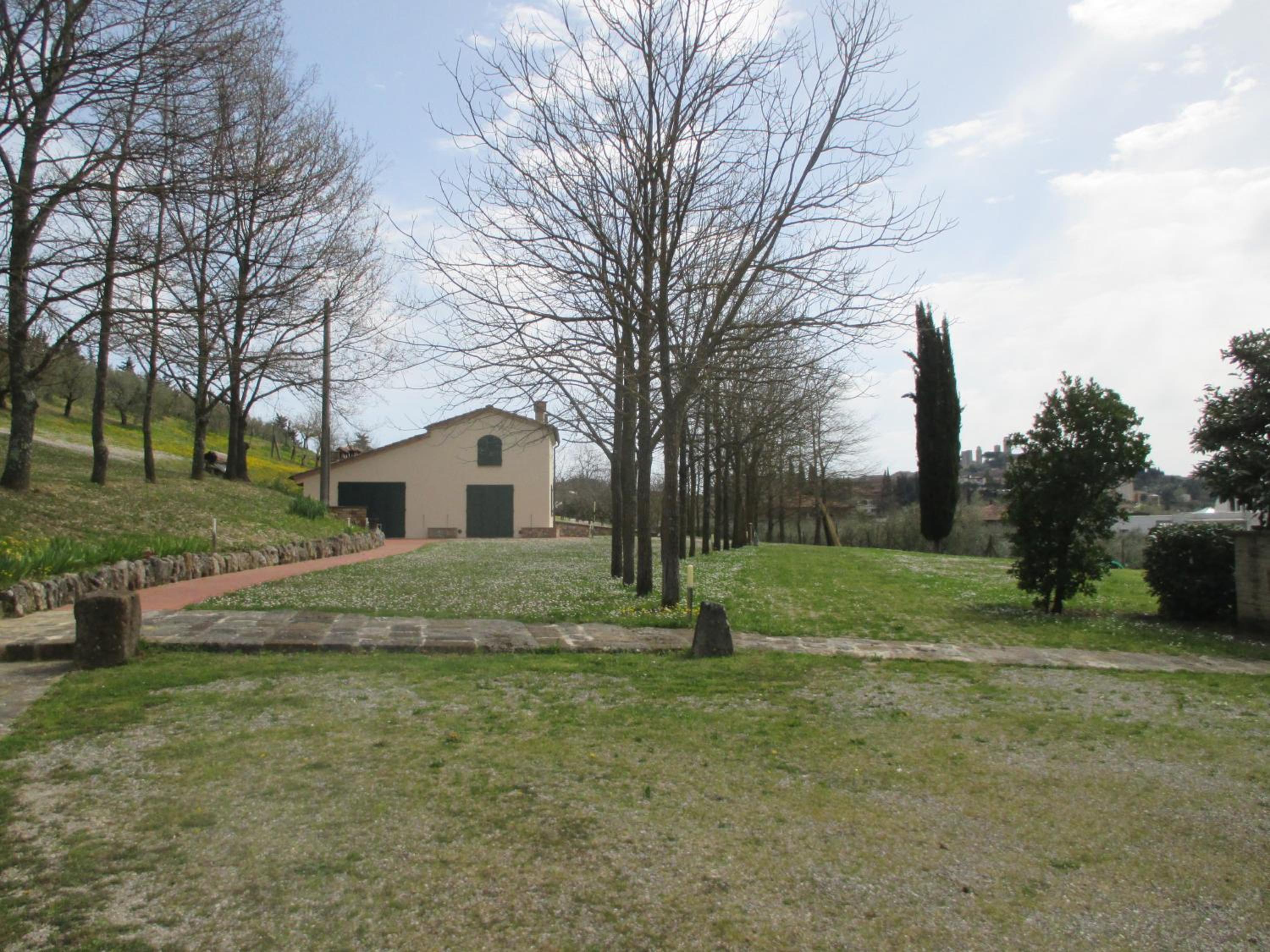 Photo 44