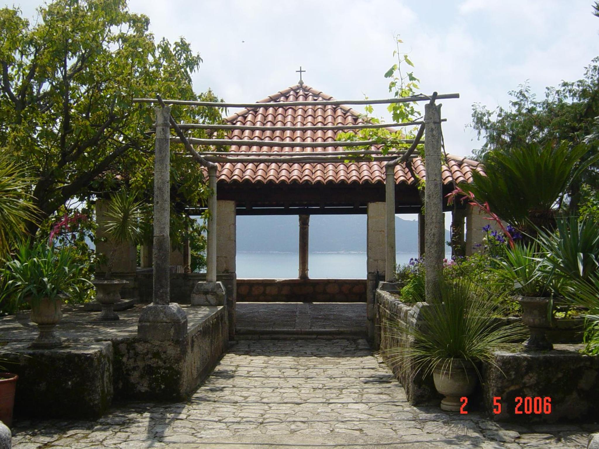 Photo 32