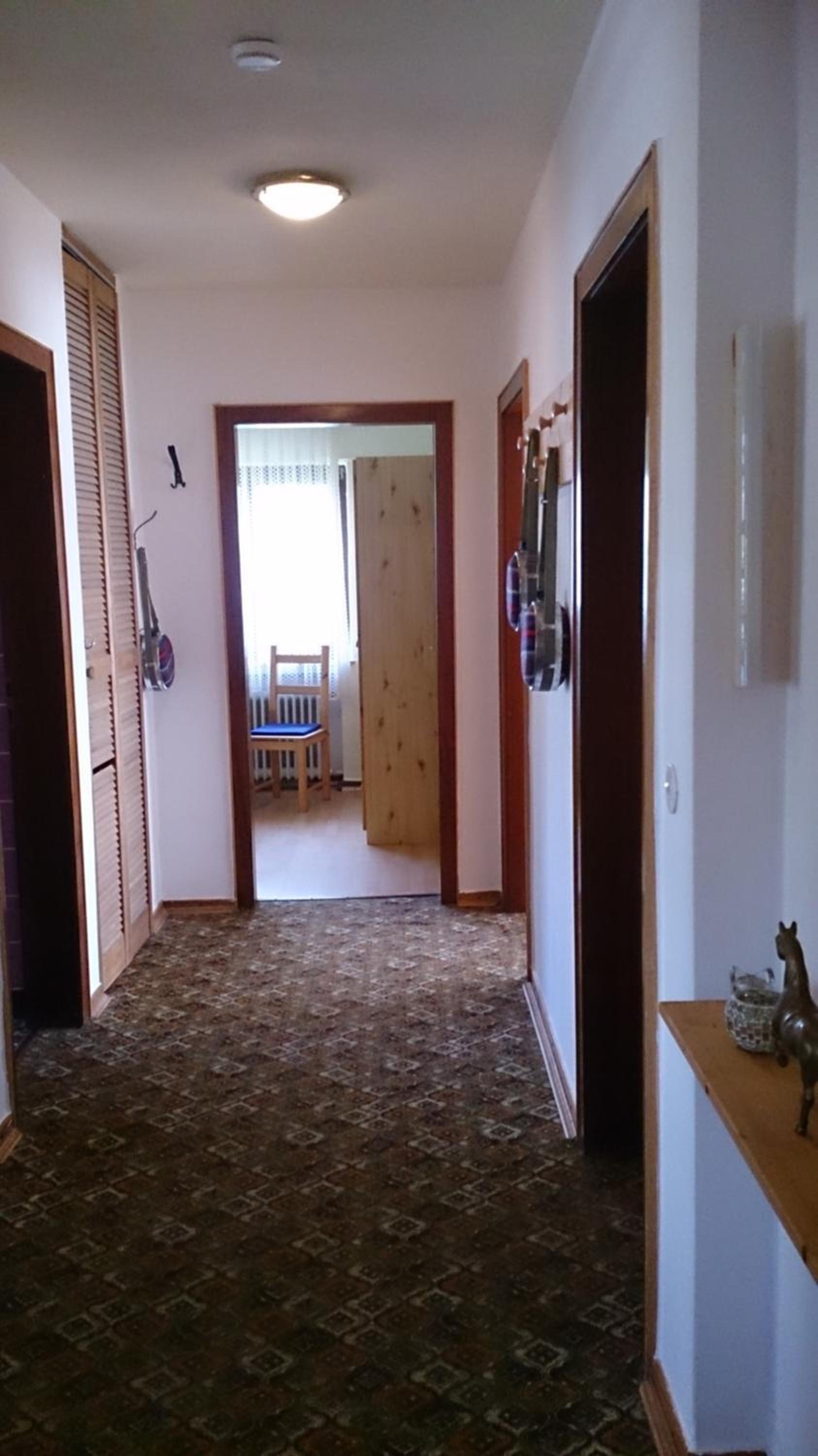 Photo 33