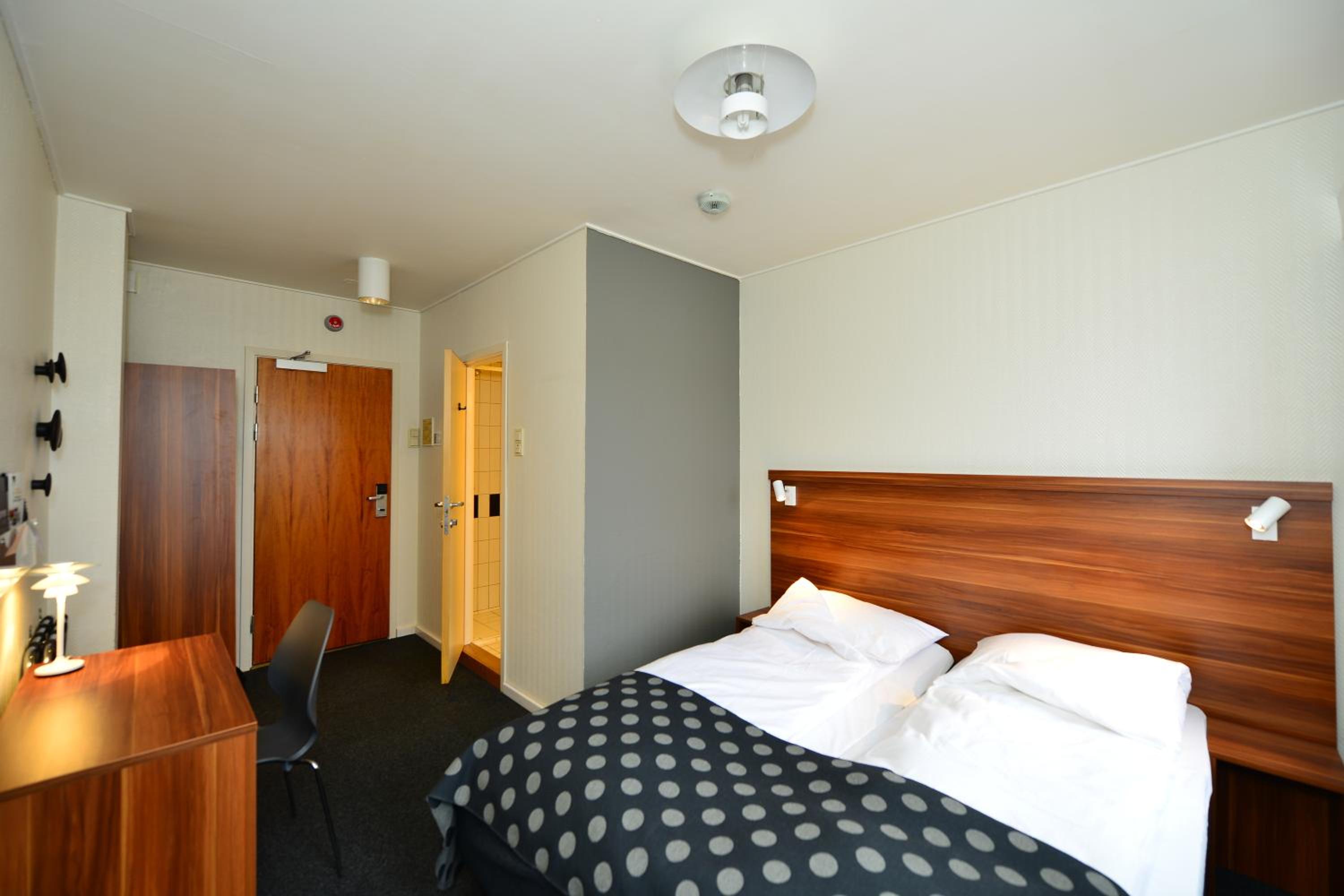 Sandnes Vacations - Hotel Sverre - Property Image 12