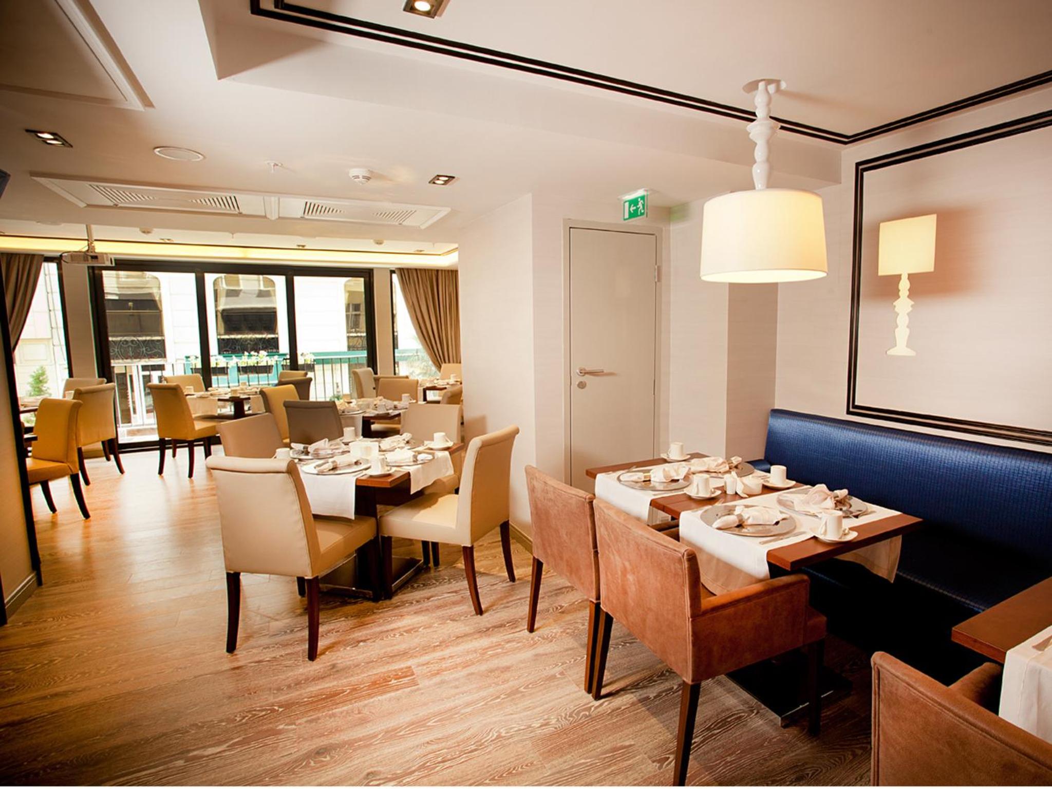 Hotel La Villa - Image 34