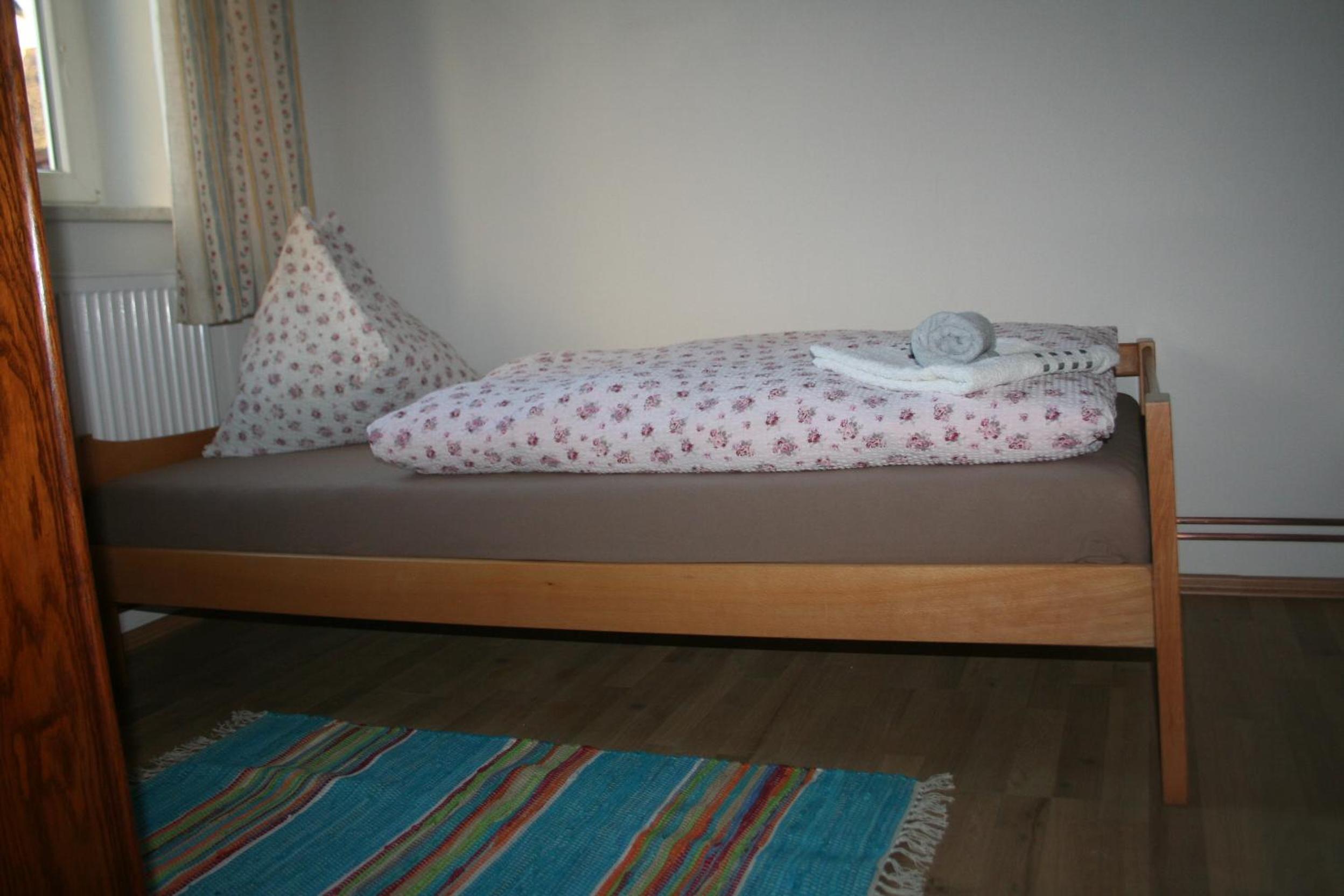 Chalupa u kostela