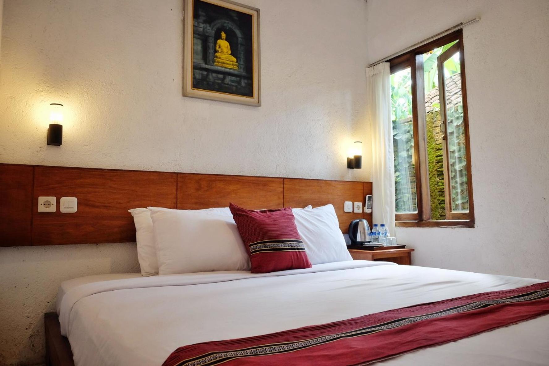Cempaka Borobudur Guest House view 4
