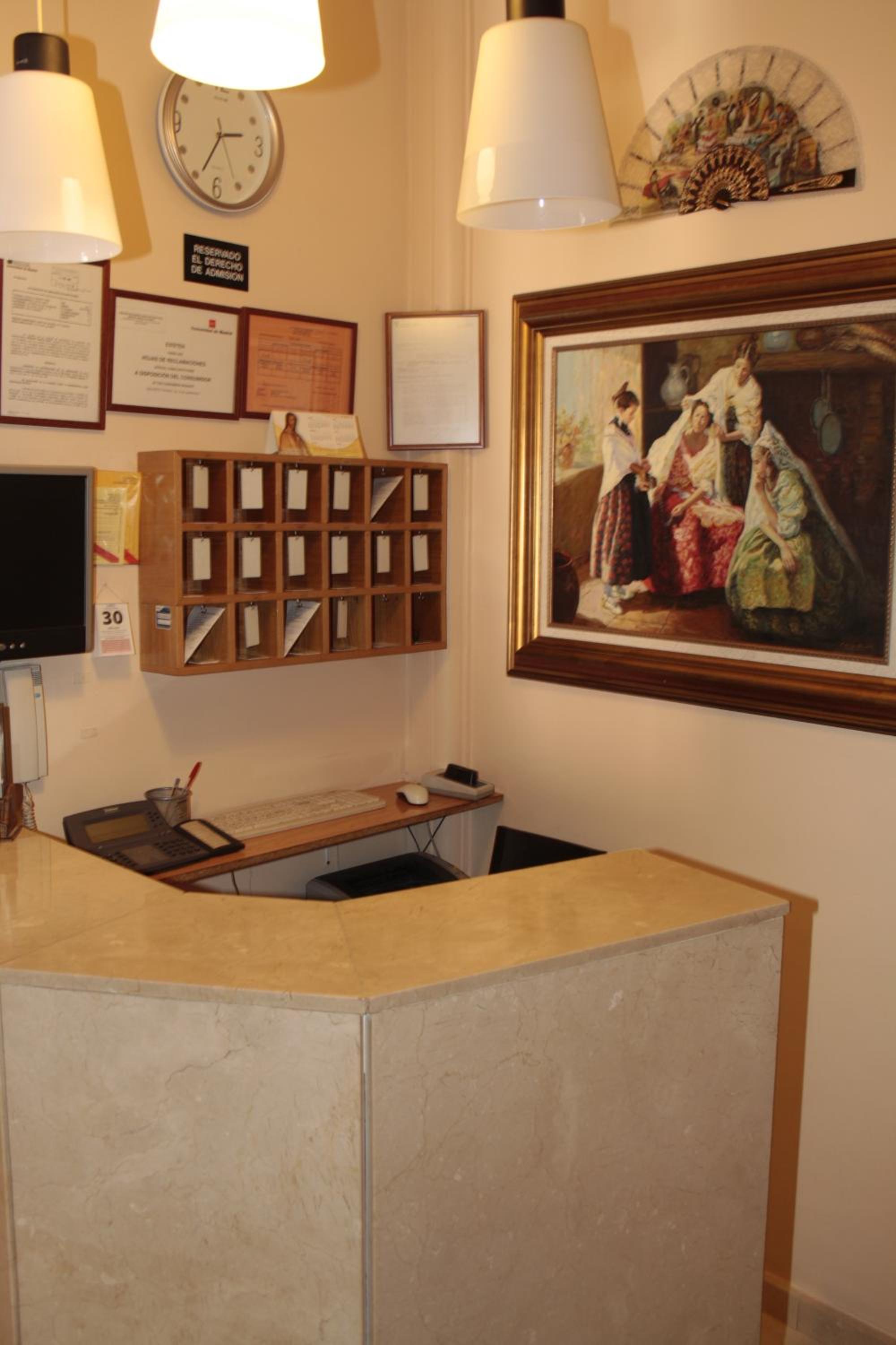 Hostal Santa Cruz