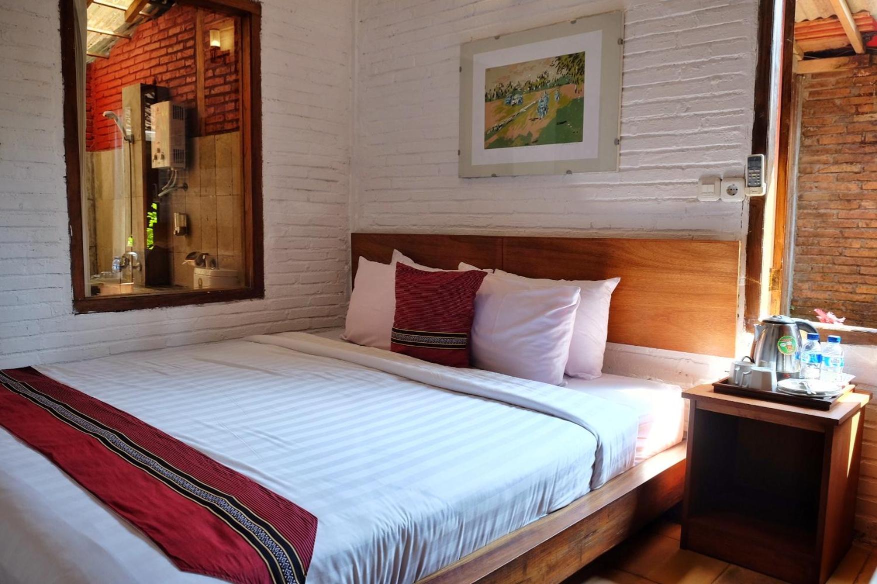Cempaka Borobudur Guest House view 3