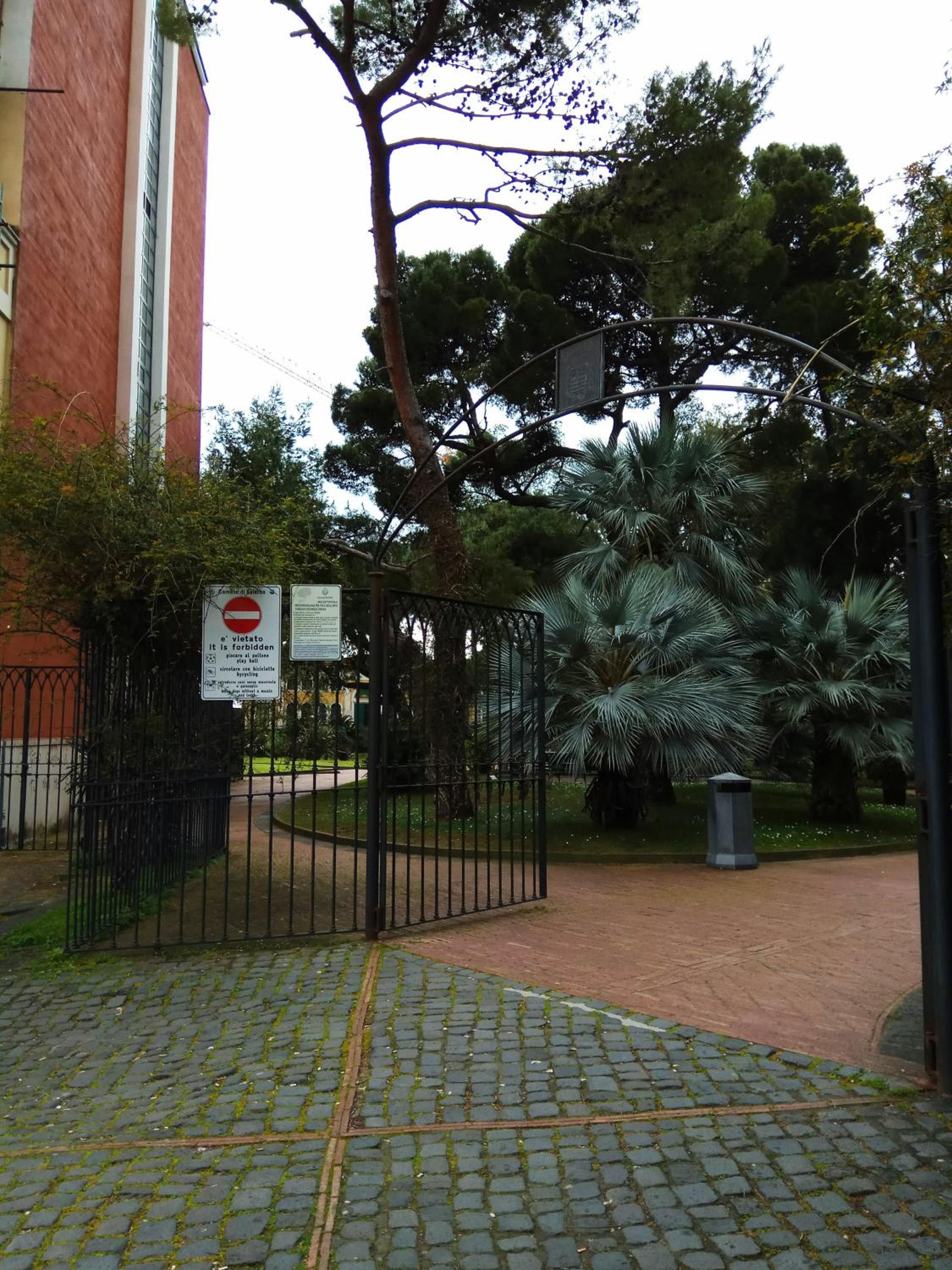 Amalfitani Salerno Centro photo 4