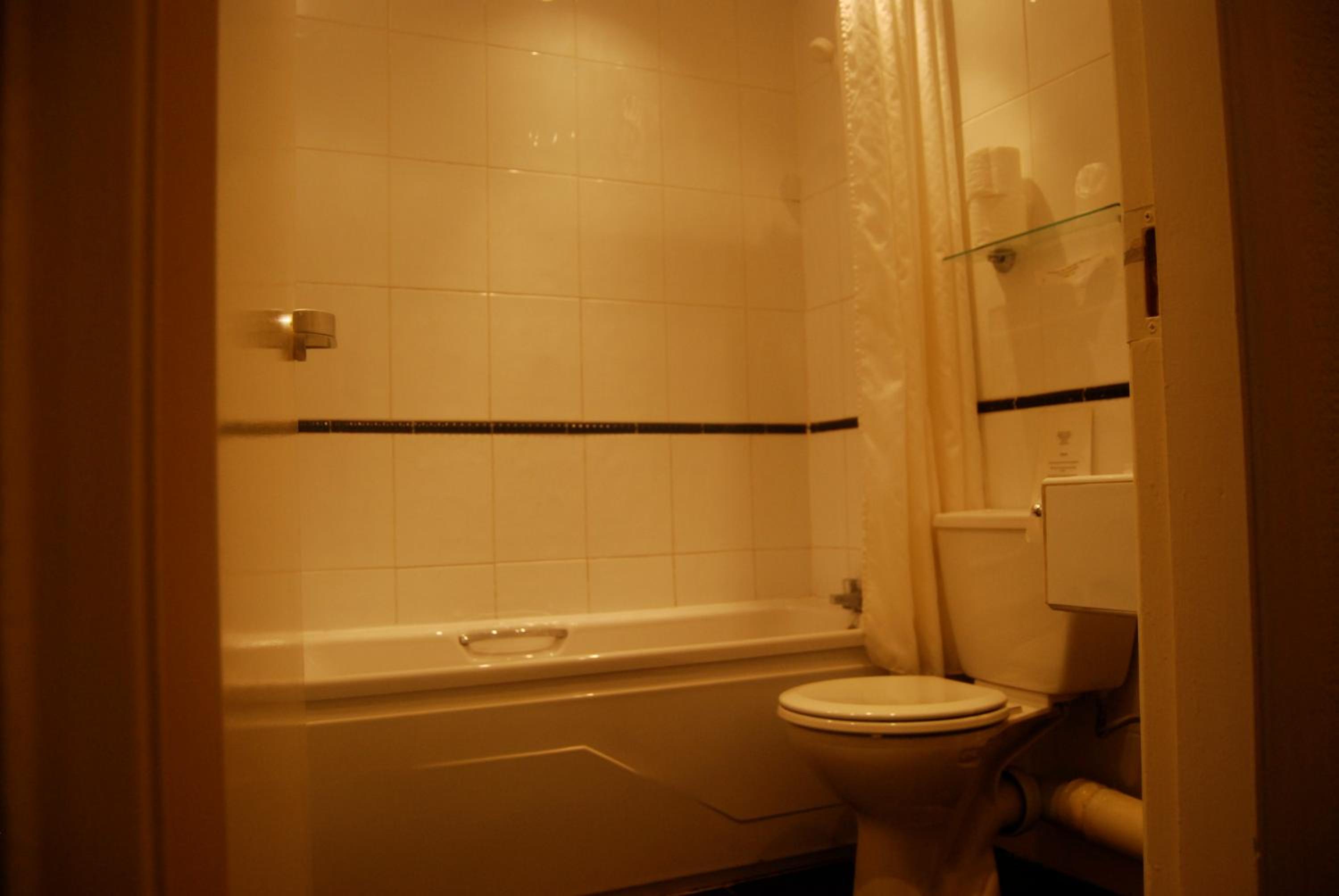 Rotherham Vacations - Brecon Hotel Sheffield Rotherham - Property Image 11