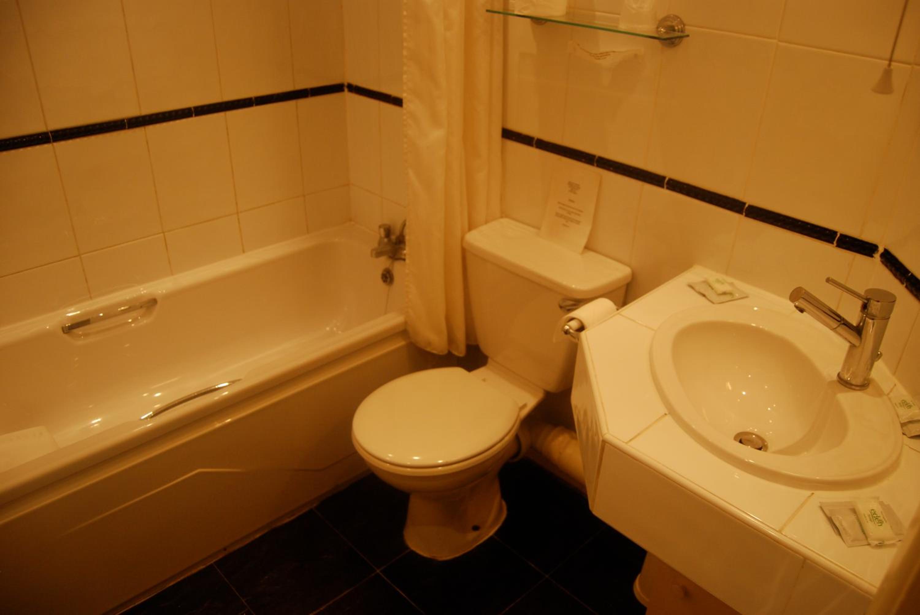 Rotherham Vacations - Brecon Hotel Sheffield Rotherham - Property Image 5